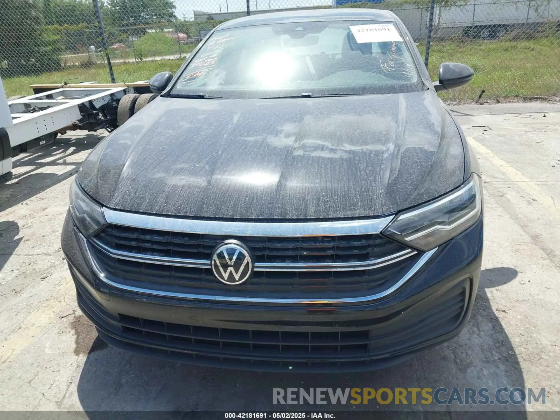 12 Photograph of a damaged car 3VWEM7BU2RM026089 VOLKSWAGEN JETTA 2024