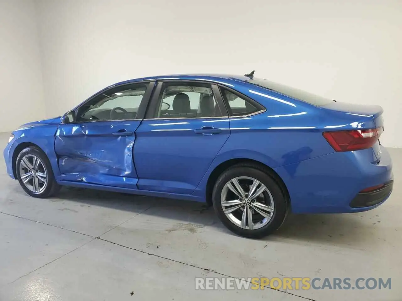 2 Photograph of a damaged car 3VWEM7BU3RM042270 VOLKSWAGEN JETTA 2024