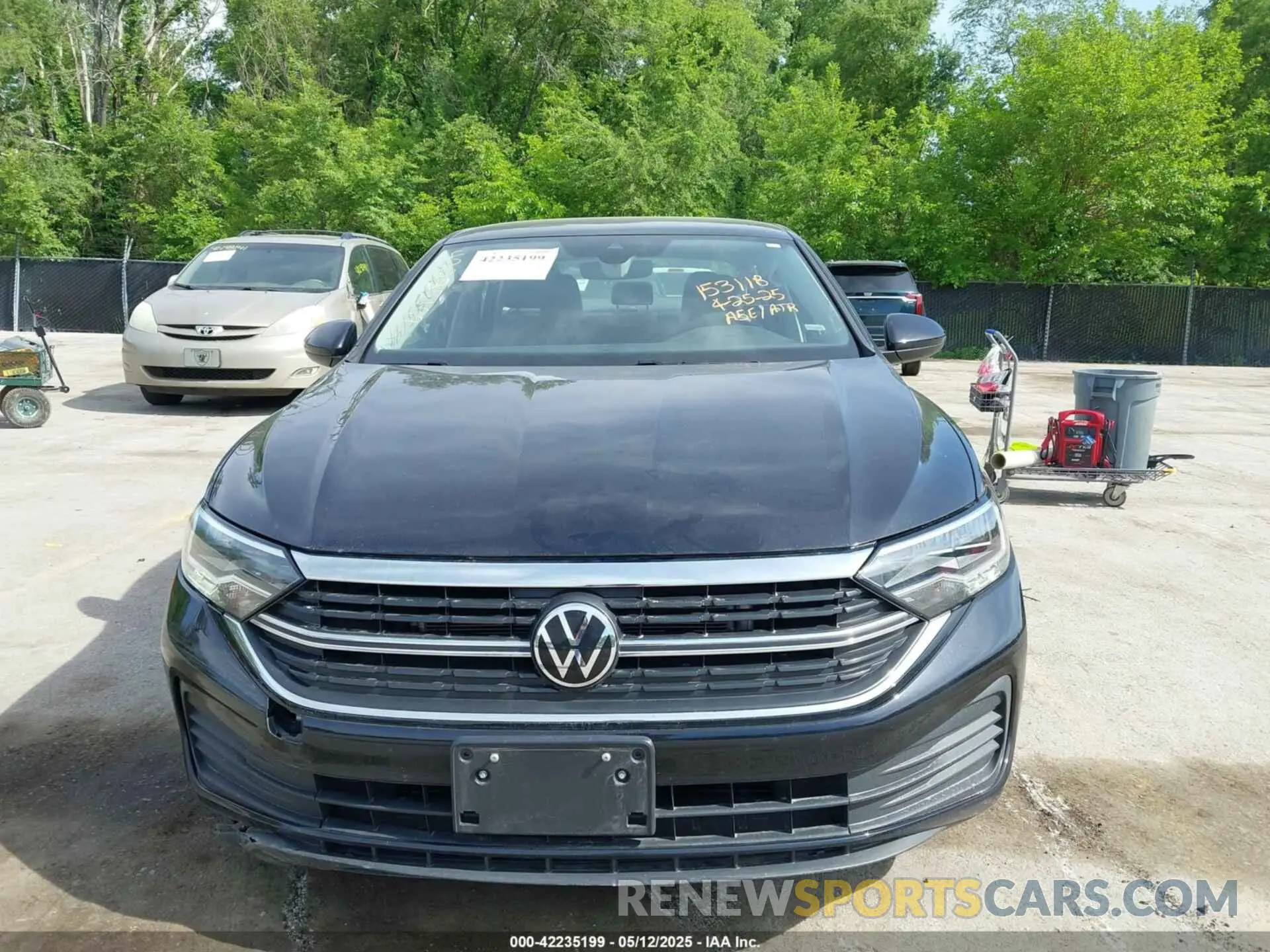 12 Photograph of a damaged car 3VWEM7BU6RM079782 VOLKSWAGEN JETTA 2024