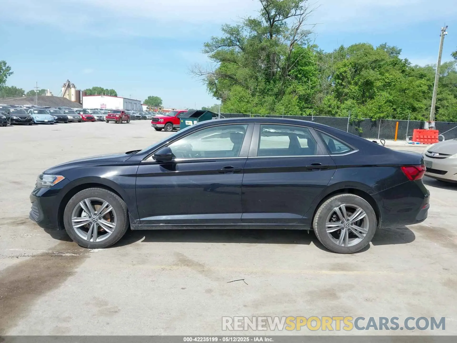 14 Photograph of a damaged car 3VWEM7BU6RM079782 VOLKSWAGEN JETTA 2024