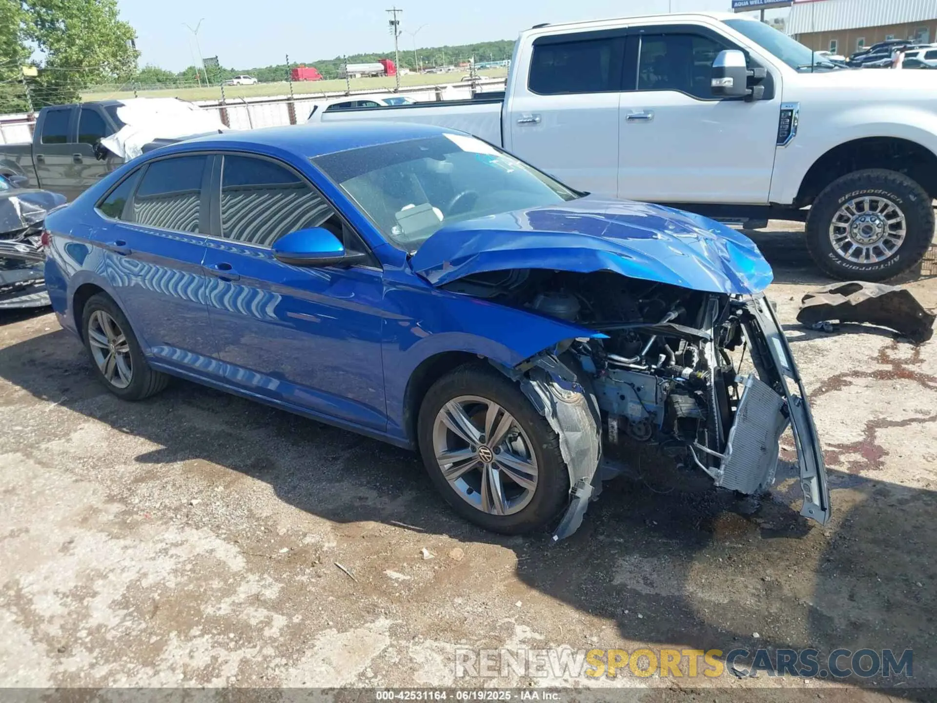 1 Photograph of a damaged car 3VWEM7BU8RM077175 VOLKSWAGEN JETTA 2024