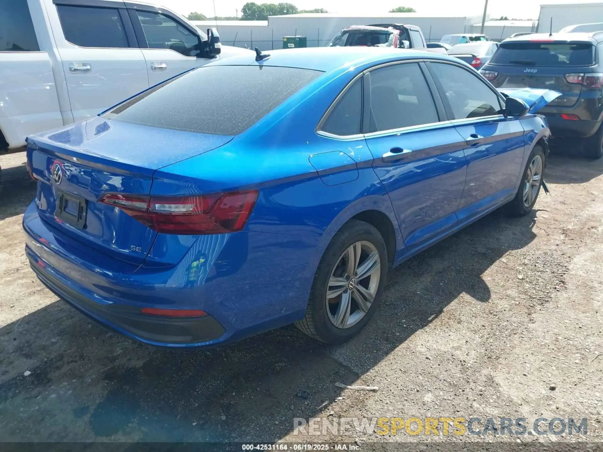 4 Photograph of a damaged car 3VWEM7BU8RM077175 VOLKSWAGEN JETTA 2024