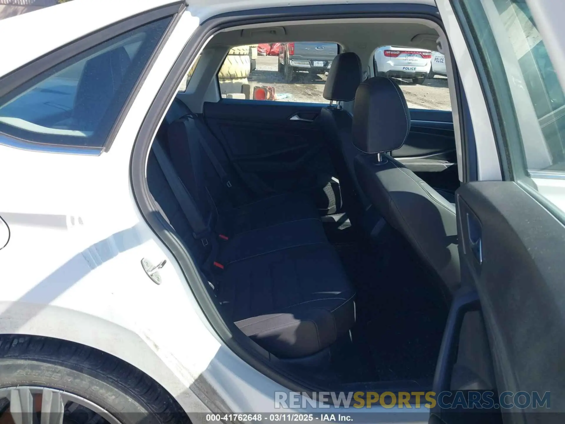 8 Photograph of a damaged car 3VWEM7BU9RM068985 VOLKSWAGEN JETTA 2024