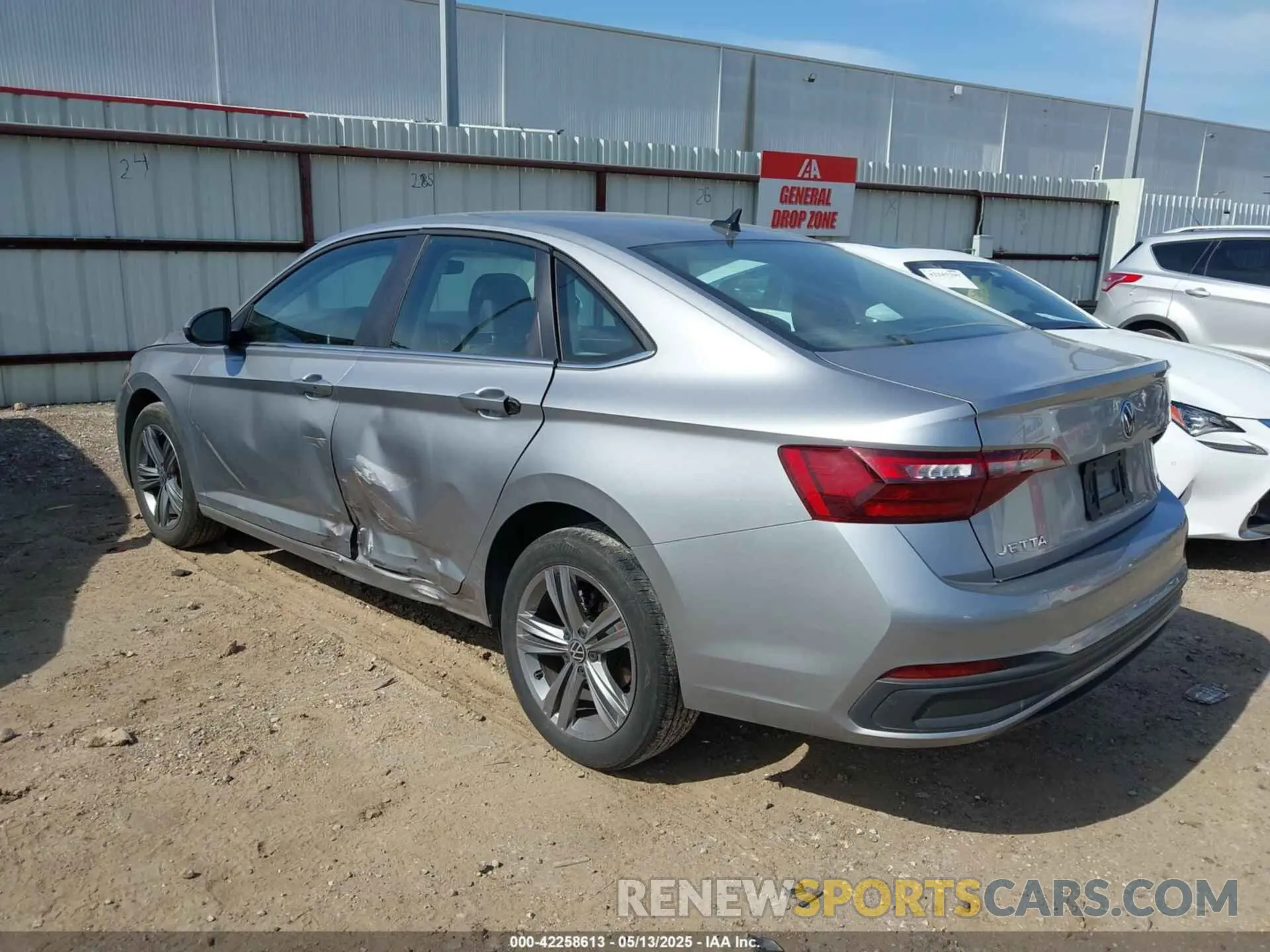 3 Photograph of a damaged car 3VWEM7BUXRM002039 VOLKSWAGEN JETTA 2024