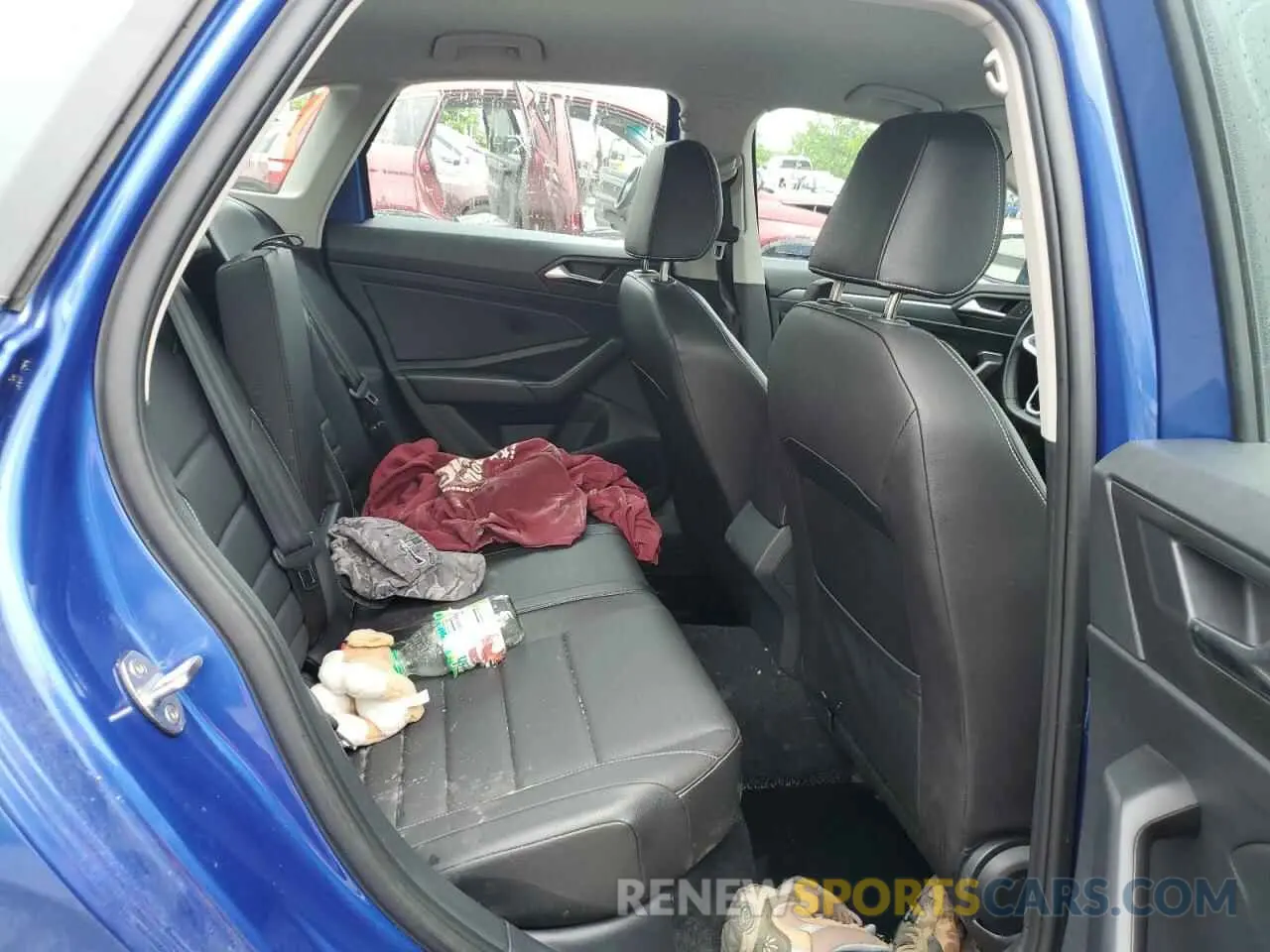 10 Photograph of a damaged car 3VWEM7BUXRM055792 VOLKSWAGEN JETTA 2024