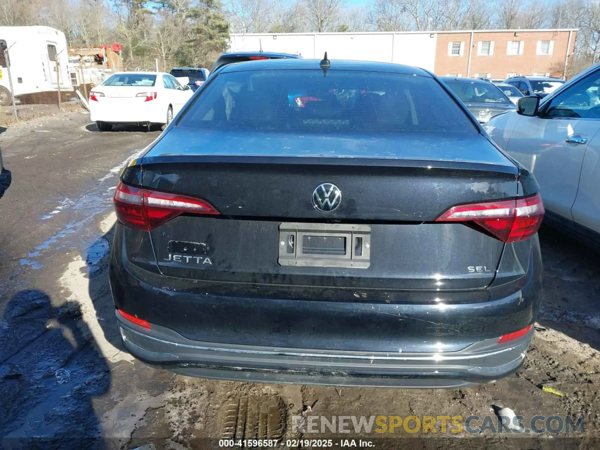 17 Photograph of a damaged car 3VWGM7BU6RM061002 VOLKSWAGEN JETTA 2024