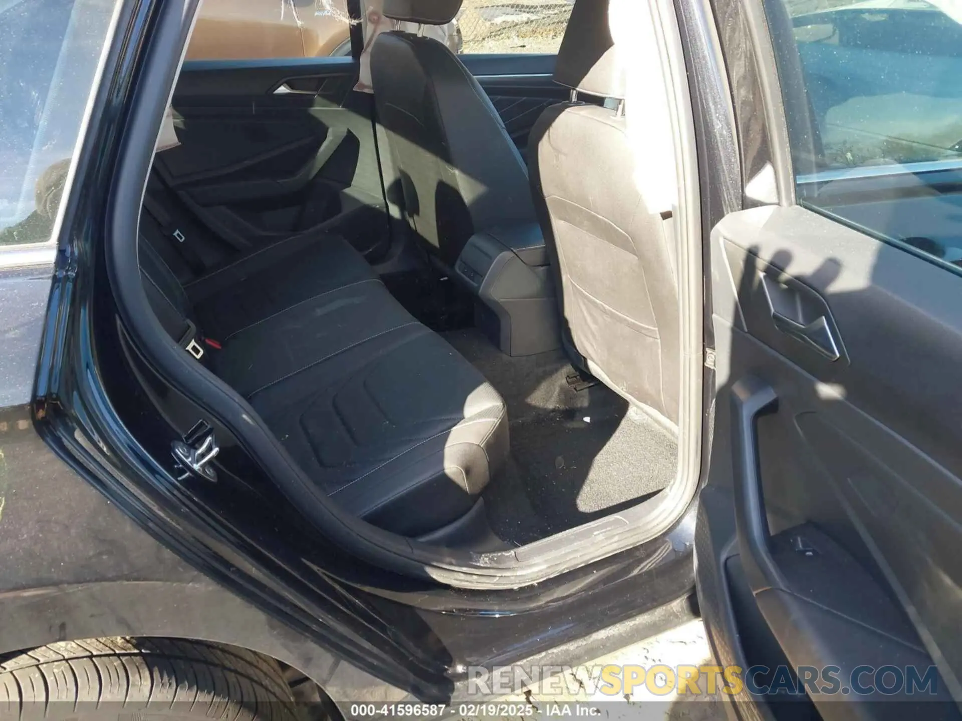 8 Photograph of a damaged car 3VWGM7BU6RM061002 VOLKSWAGEN JETTA 2024