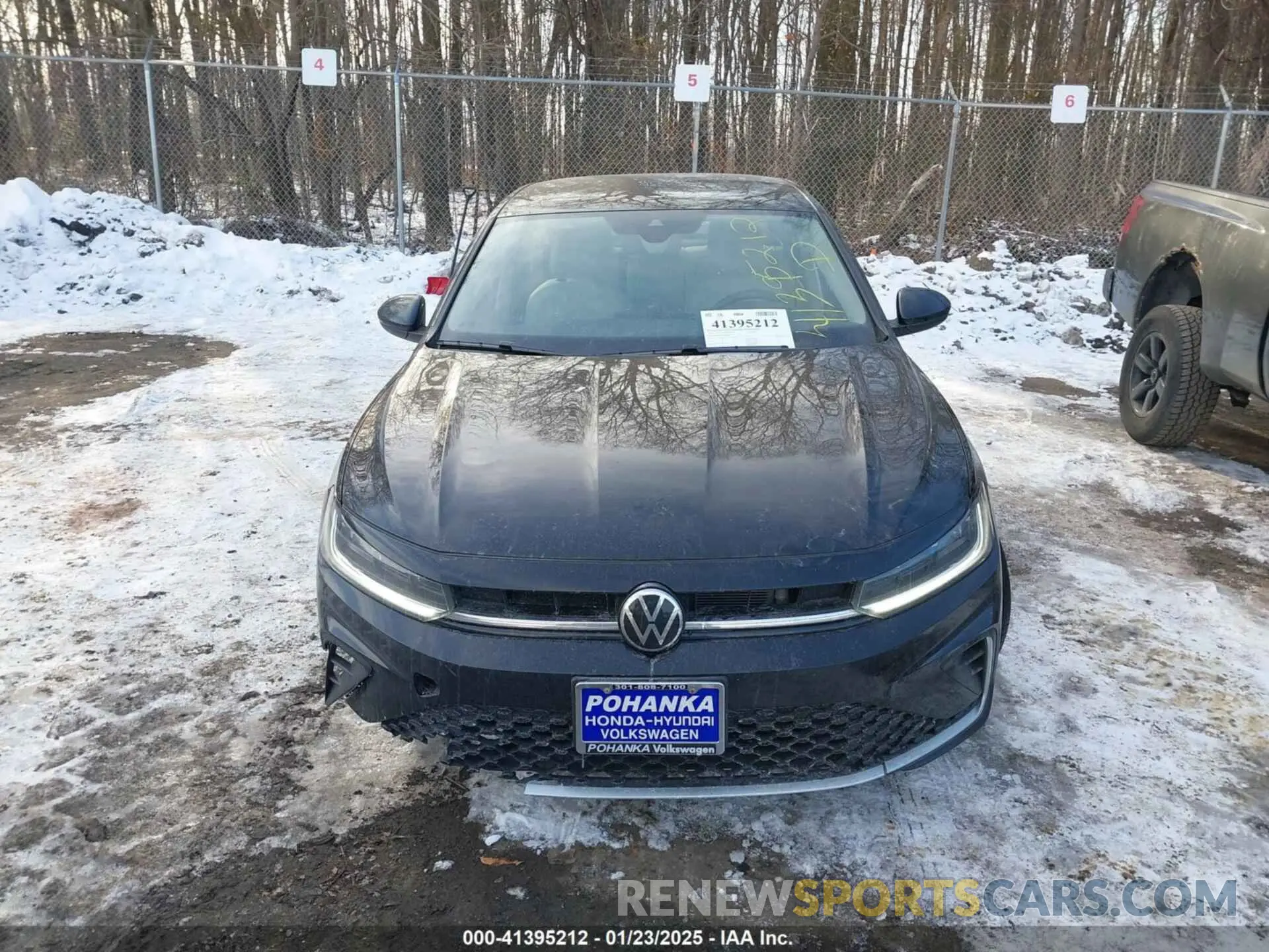 12 Photograph of a damaged car 3VW5X7BU0SM037315 VOLKSWAGEN JETTA 2025