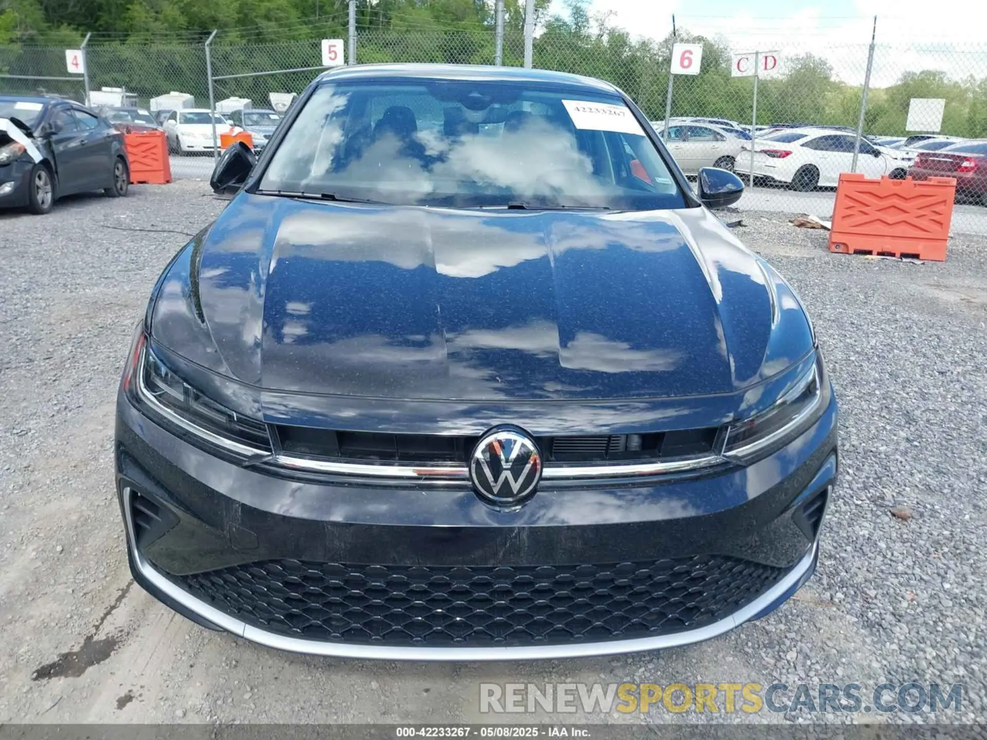 12 Photograph of a damaged car 3VW5X7BU2SM019320 VOLKSWAGEN JETTA 2025