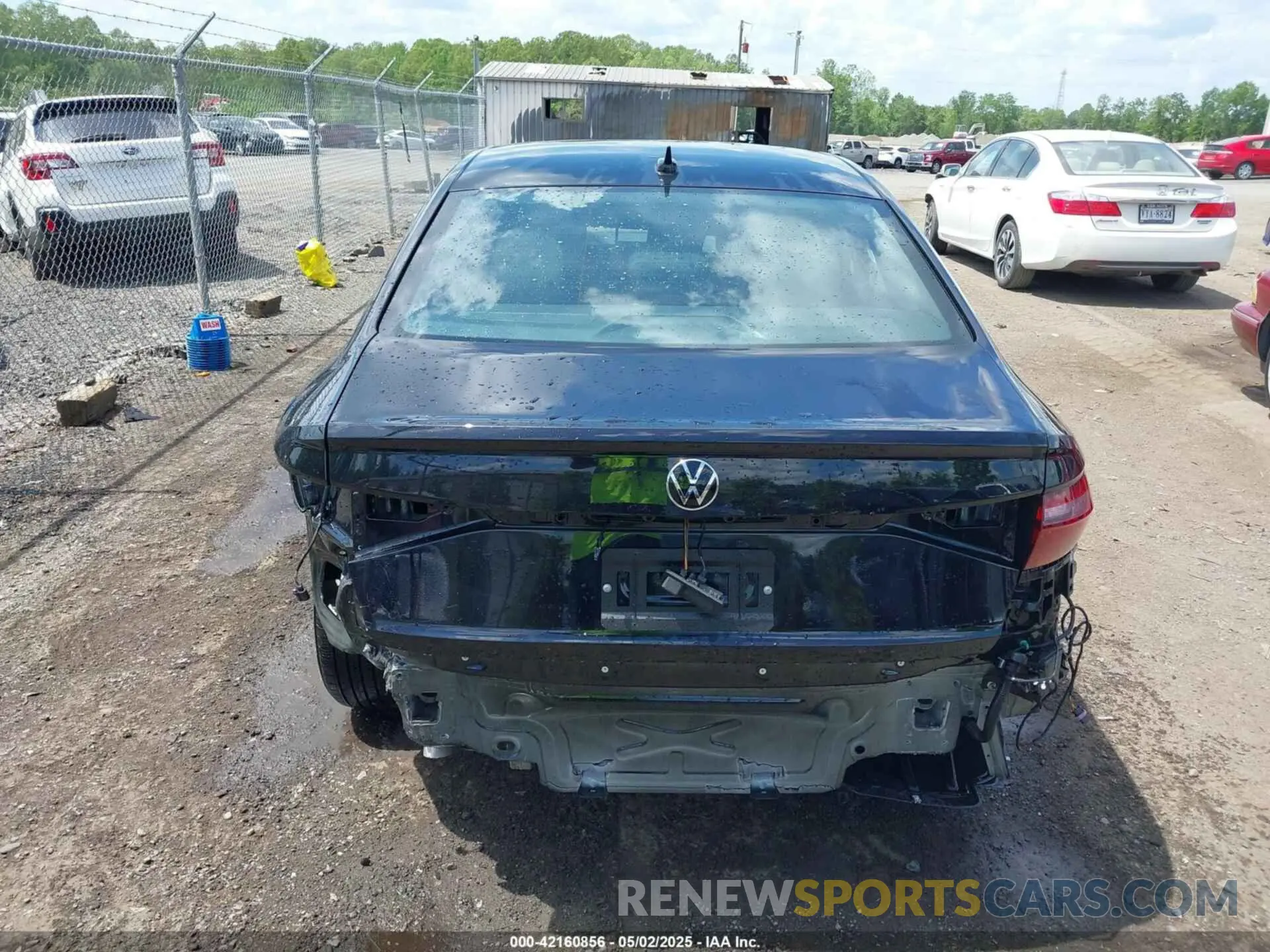 17 Photograph of a damaged car 3VW5X7BU3SM019505 VOLKSWAGEN JETTA 2025