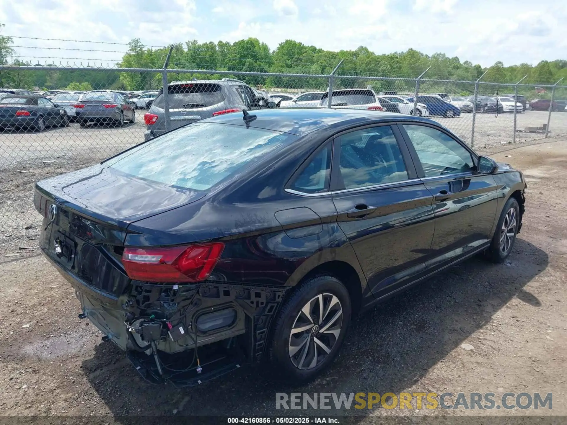 4 Photograph of a damaged car 3VW5X7BU3SM019505 VOLKSWAGEN JETTA 2025