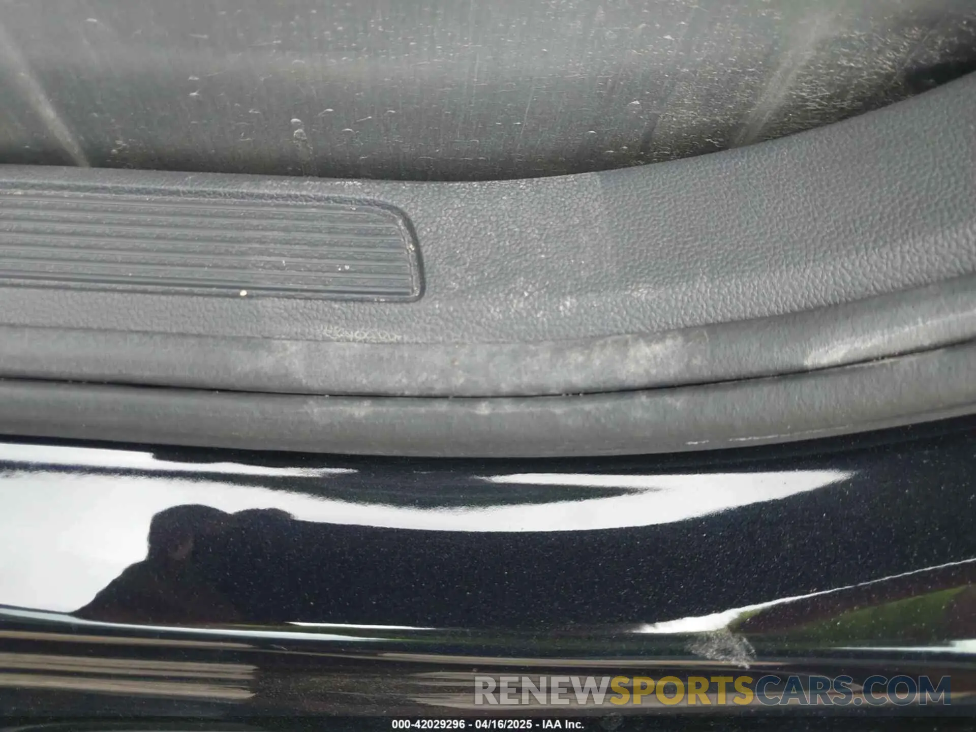 6 Photograph of a damaged car 3VW5X7BU4SM010568 VOLKSWAGEN JETTA 2025
