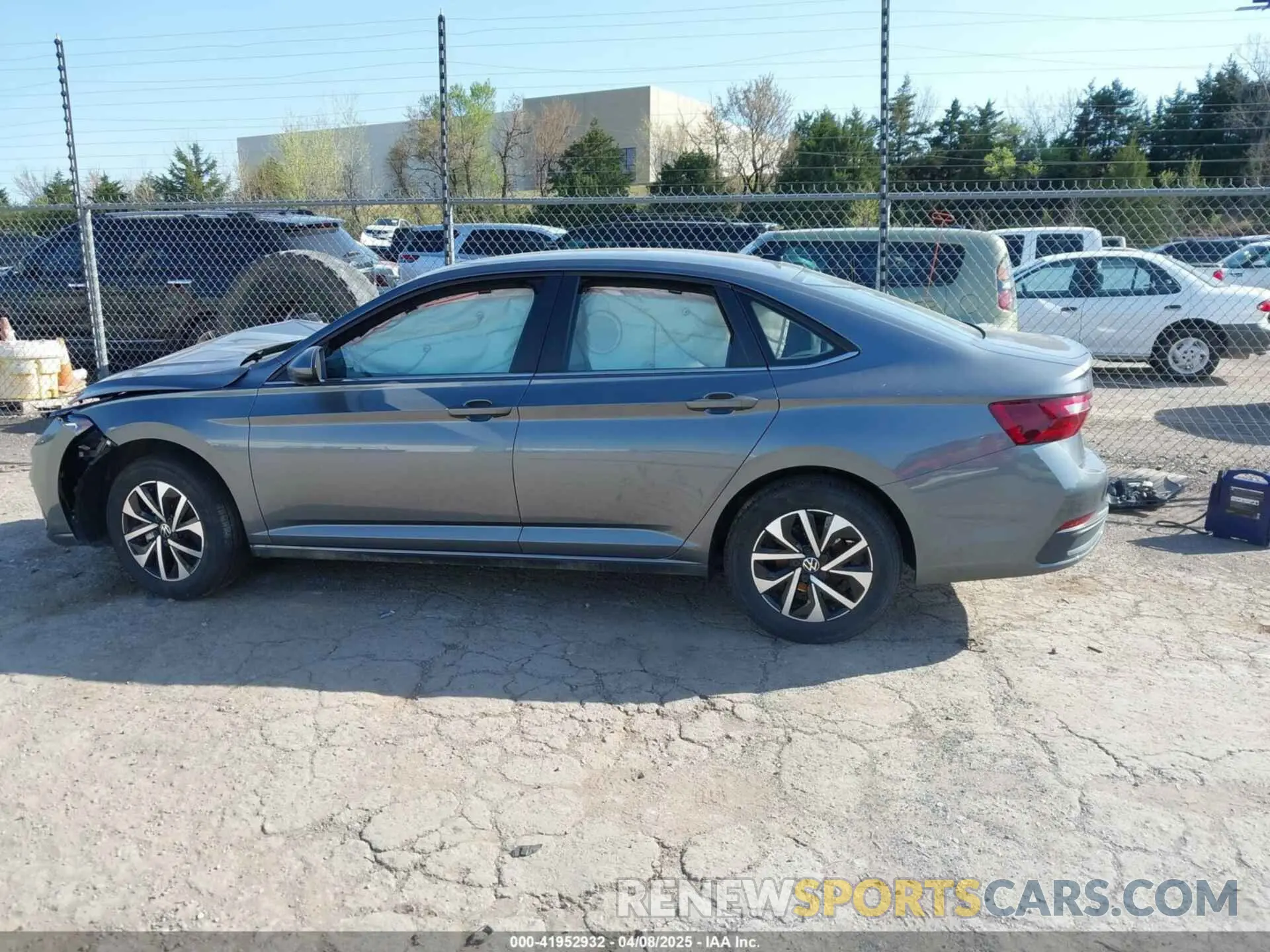 14 Photograph of a damaged car 3VW5X7BU5SM017397 VOLKSWAGEN JETTA 2025