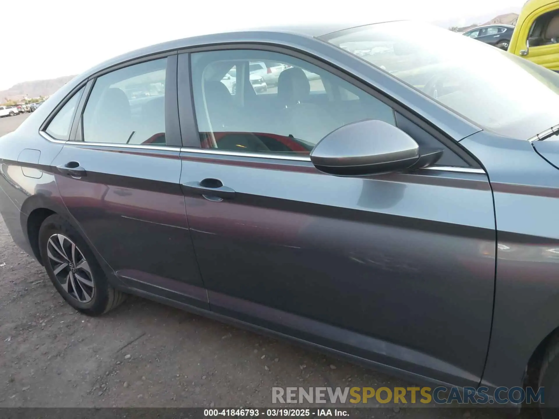 13 Photograph of a damaged car 3VW5X7BU7SM013903 VOLKSWAGEN JETTA 2025
