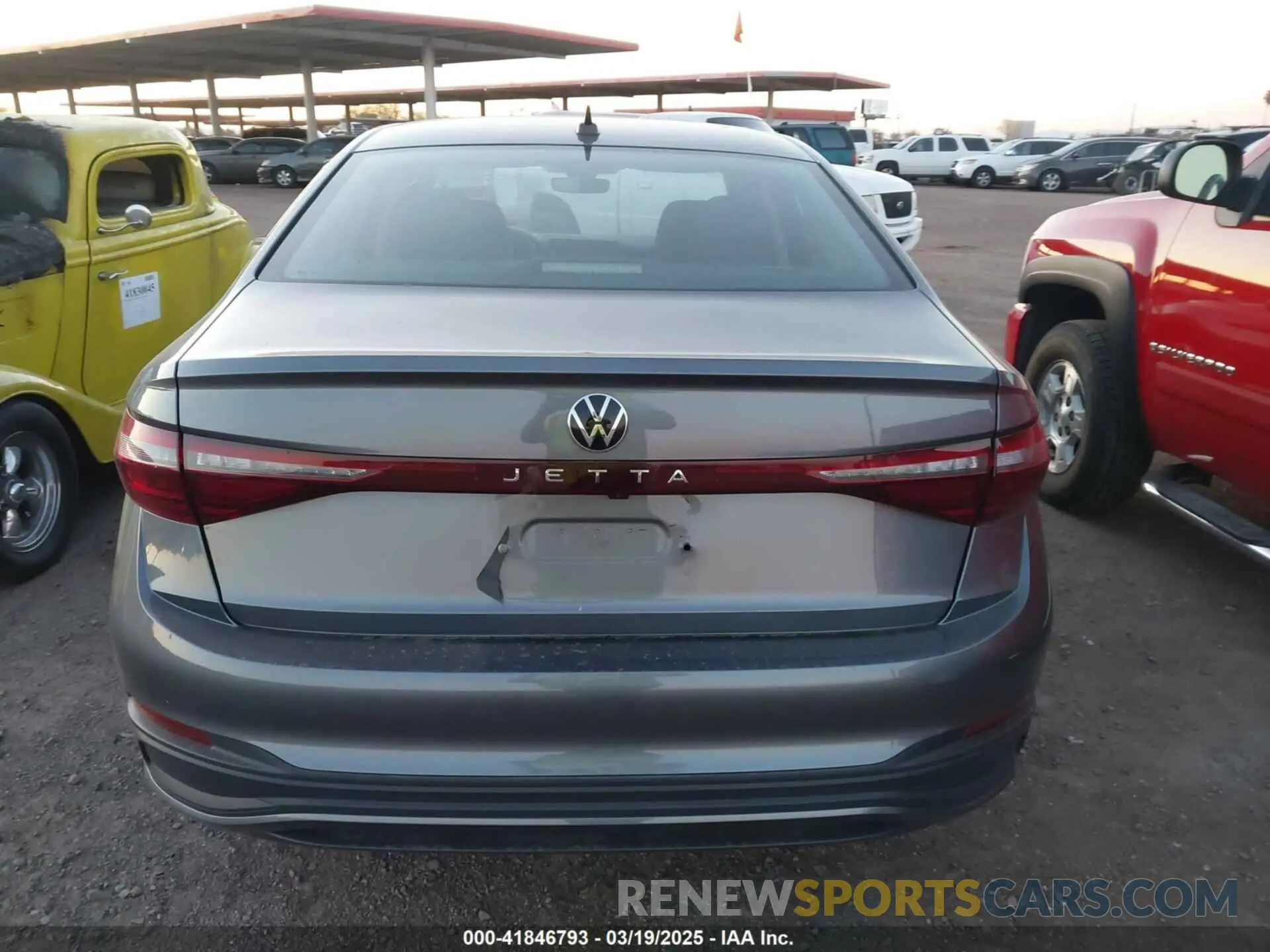 16 Photograph of a damaged car 3VW5X7BU7SM013903 VOLKSWAGEN JETTA 2025