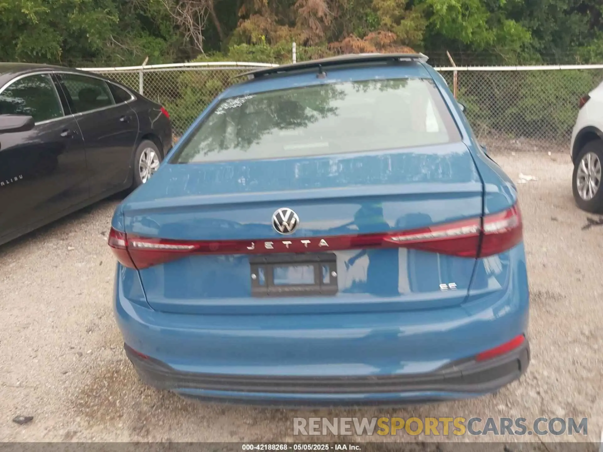16 Photograph of a damaged car 3VW7X7BU0SM043351 VOLKSWAGEN JETTA 2025