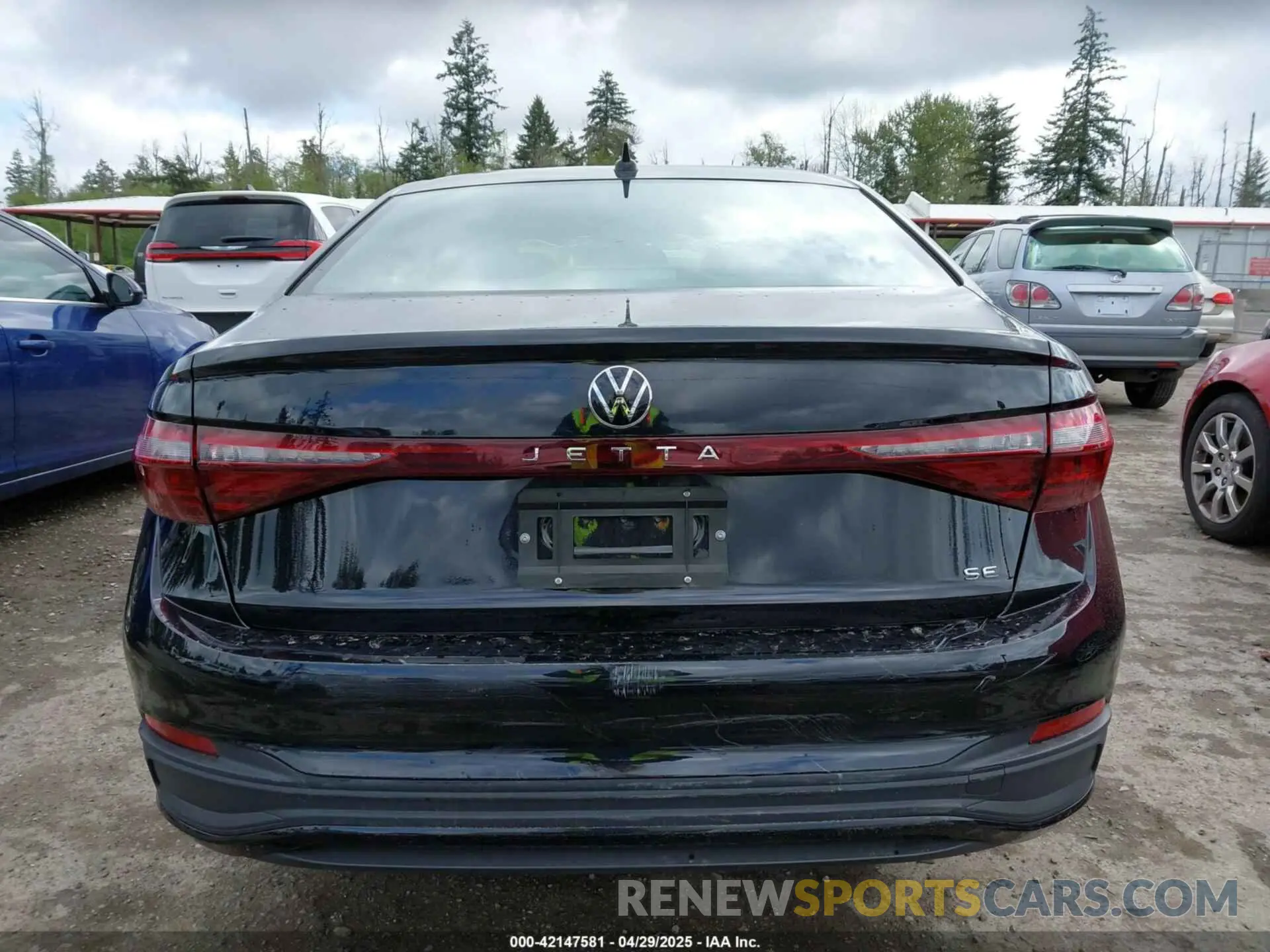 15 Photograph of a damaged car 3VW7X7BU0SM058142 VOLKSWAGEN JETTA 2025