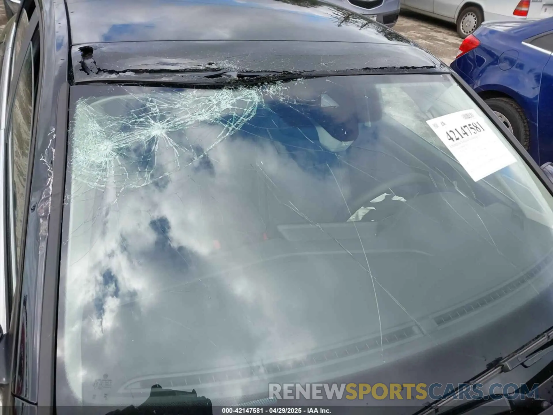 20 Photograph of a damaged car 3VW7X7BU0SM058142 VOLKSWAGEN JETTA 2025