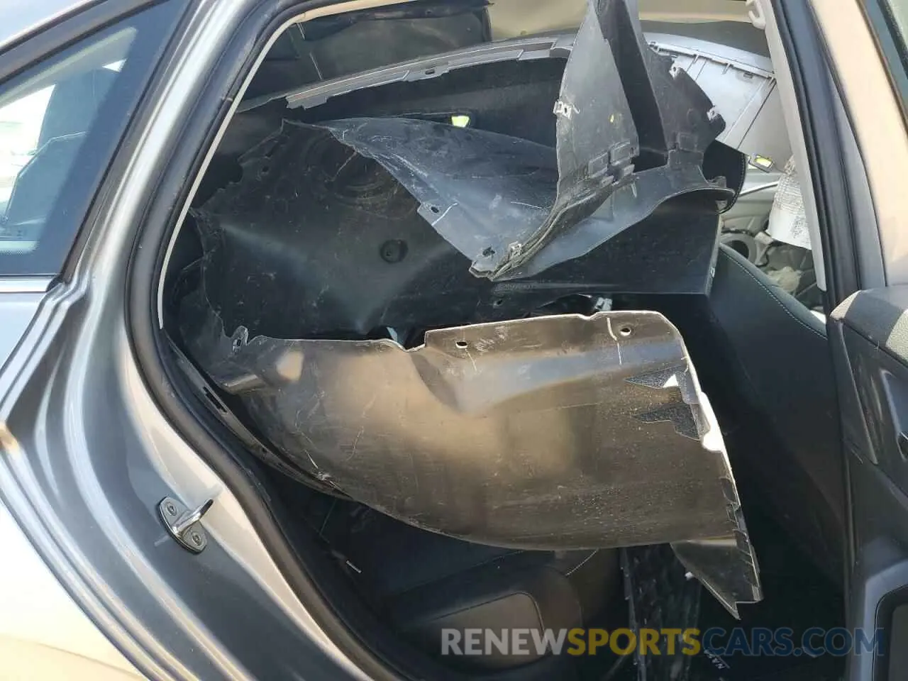10 Photograph of a damaged car 3VW7X7BU1SM007586 VOLKSWAGEN JETTA 2025