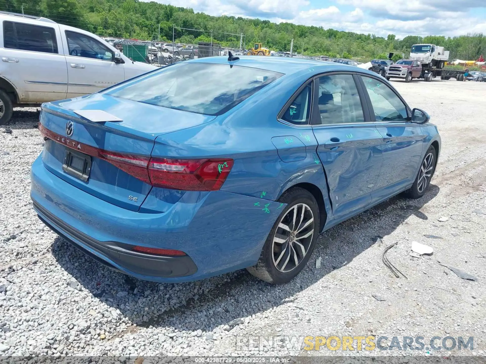 4 Photograph of a damaged car 3VW7X7BU2SM034585 VOLKSWAGEN JETTA 2025