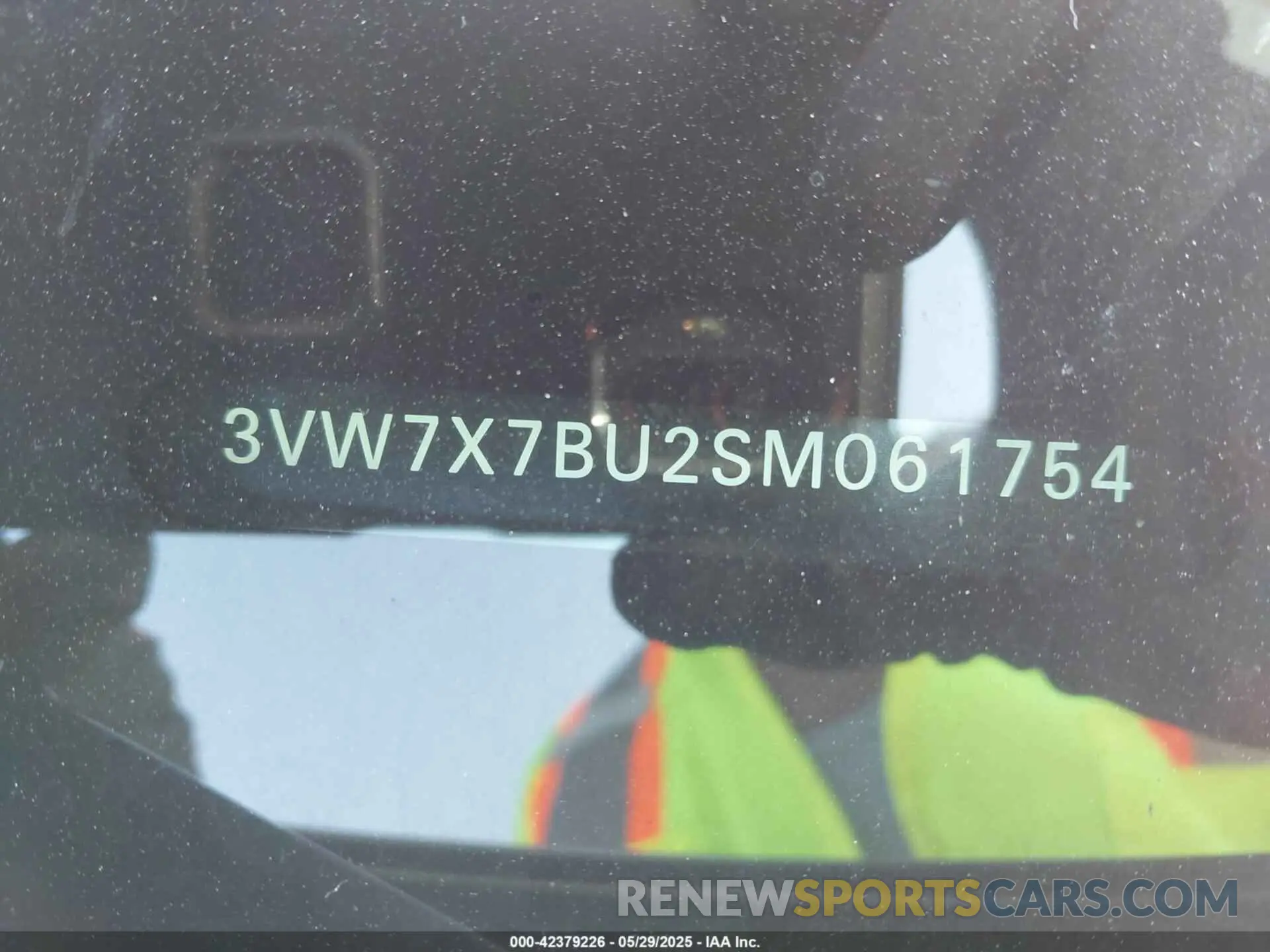 9 Photograph of a damaged car 3VW7X7BU2SM061754 VOLKSWAGEN JETTA 2025