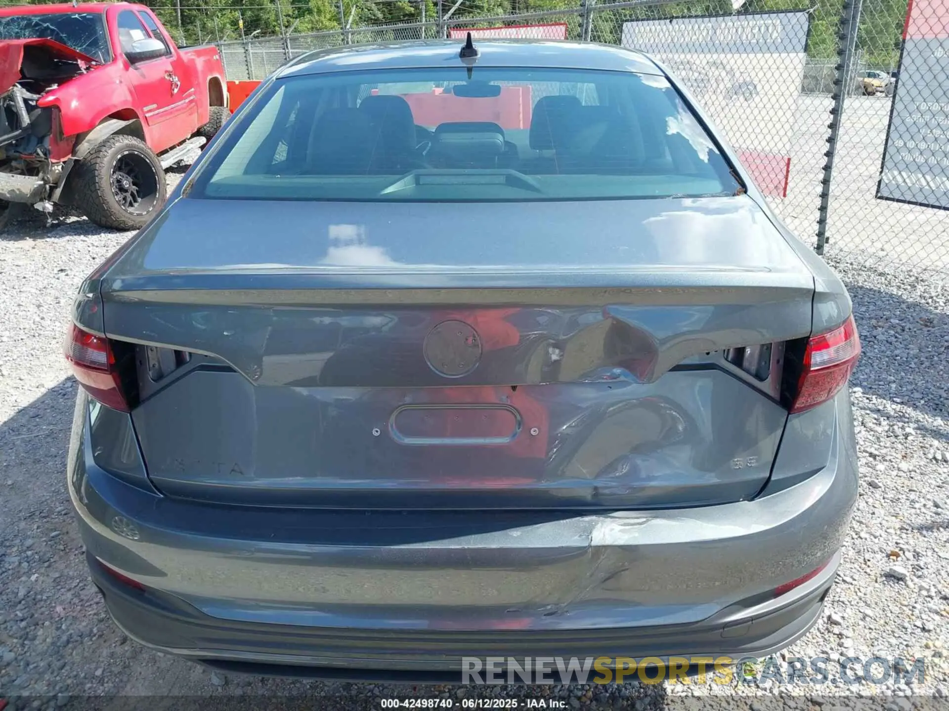16 Photograph of a damaged car 3VW7X7BU2SM064265 VOLKSWAGEN JETTA 2025