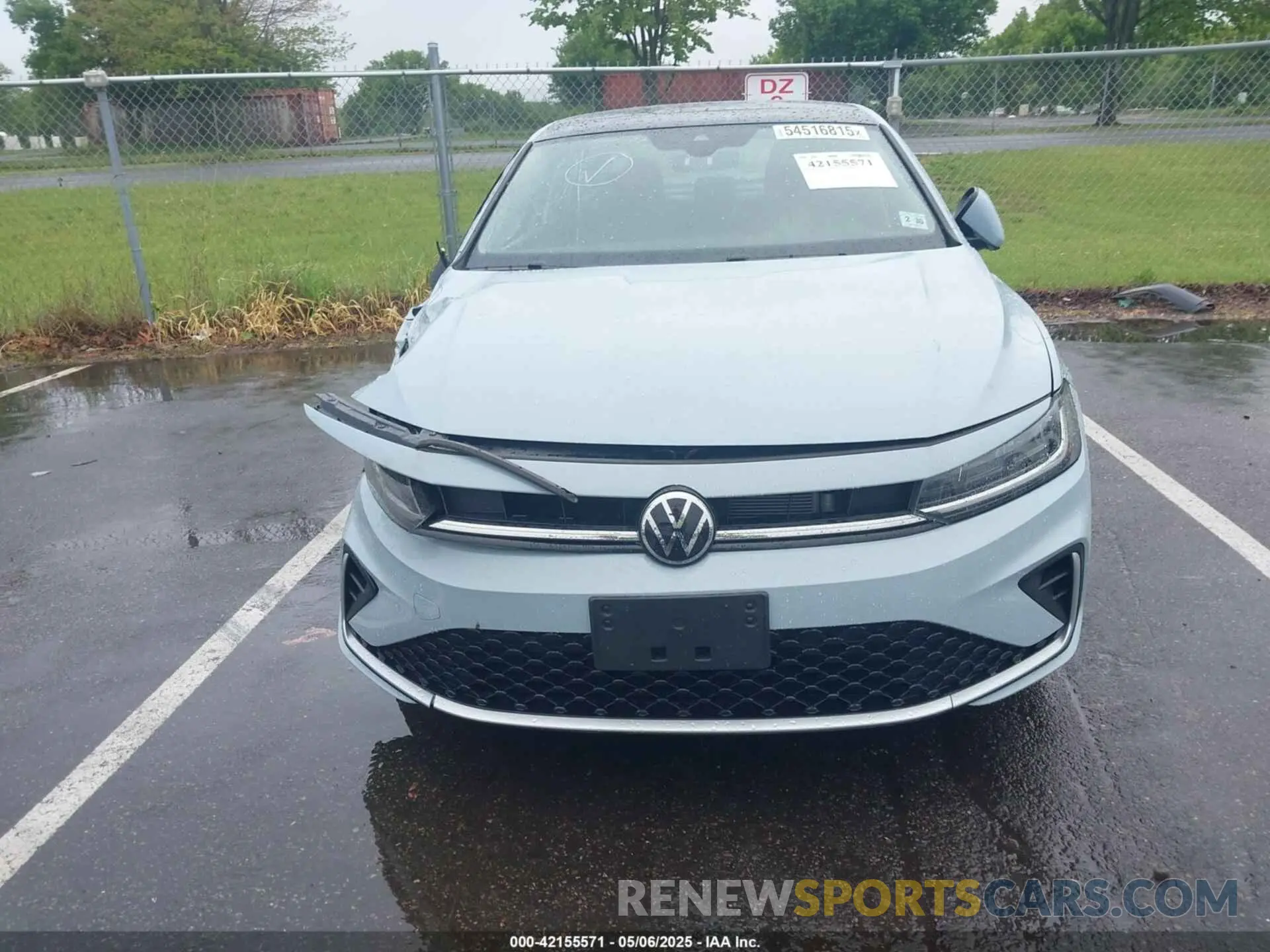 11 Photograph of a damaged car 3VW7X7BU5SM048741 VOLKSWAGEN JETTA 2025
