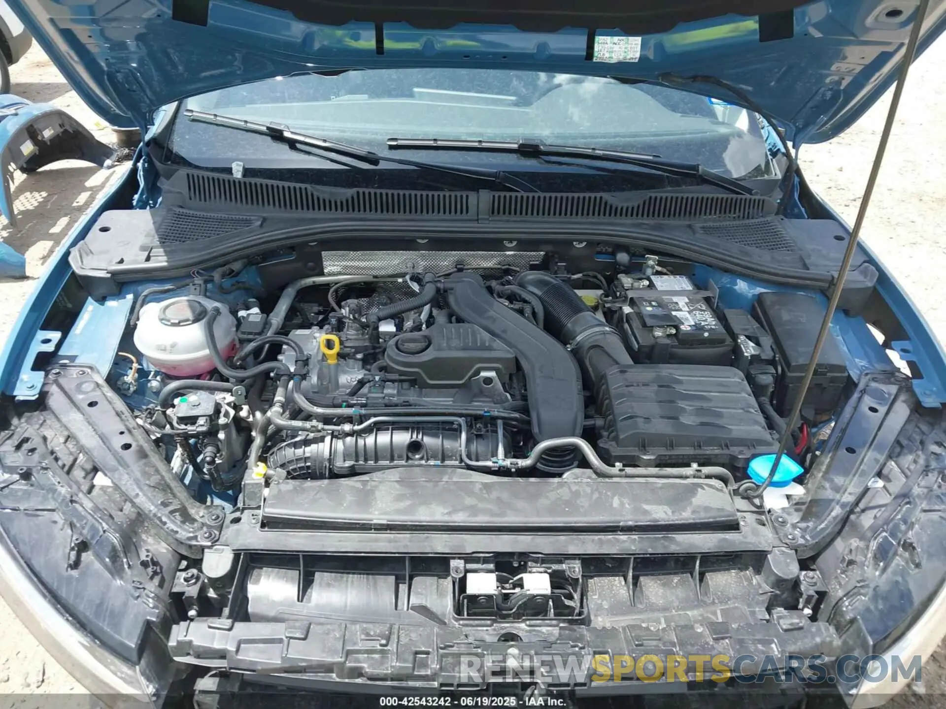 10 Photograph of a damaged car 3VW7X7BU5SM060761 VOLKSWAGEN JETTA 2025