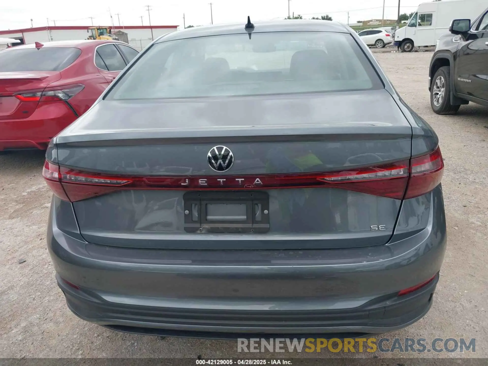 16 Photograph of a damaged car 3VW7X7BU8SM007617 VOLKSWAGEN JETTA 2025