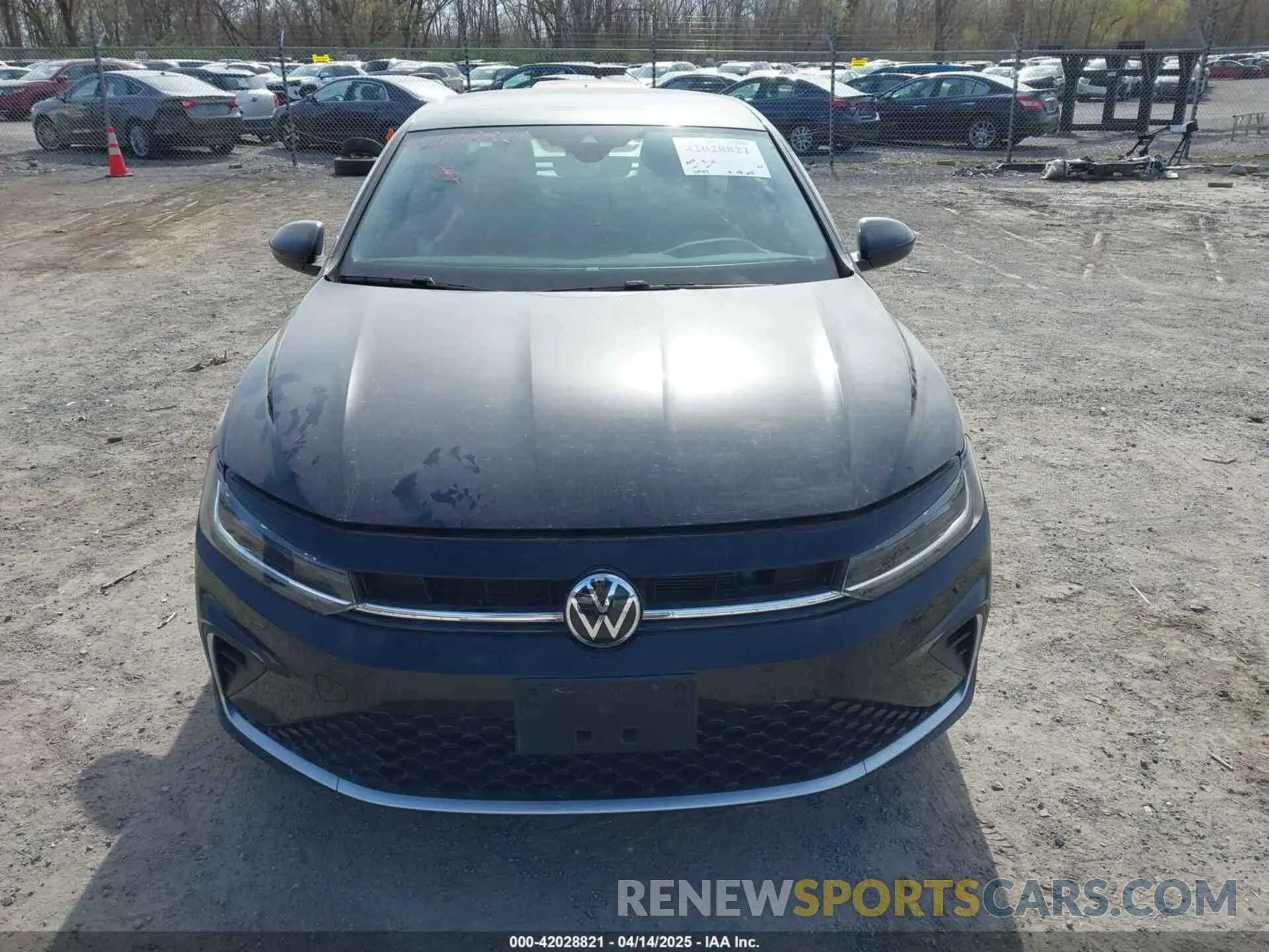 12 Photograph of a damaged car 3VW7X7BU8SM009495 VOLKSWAGEN JETTA 2025