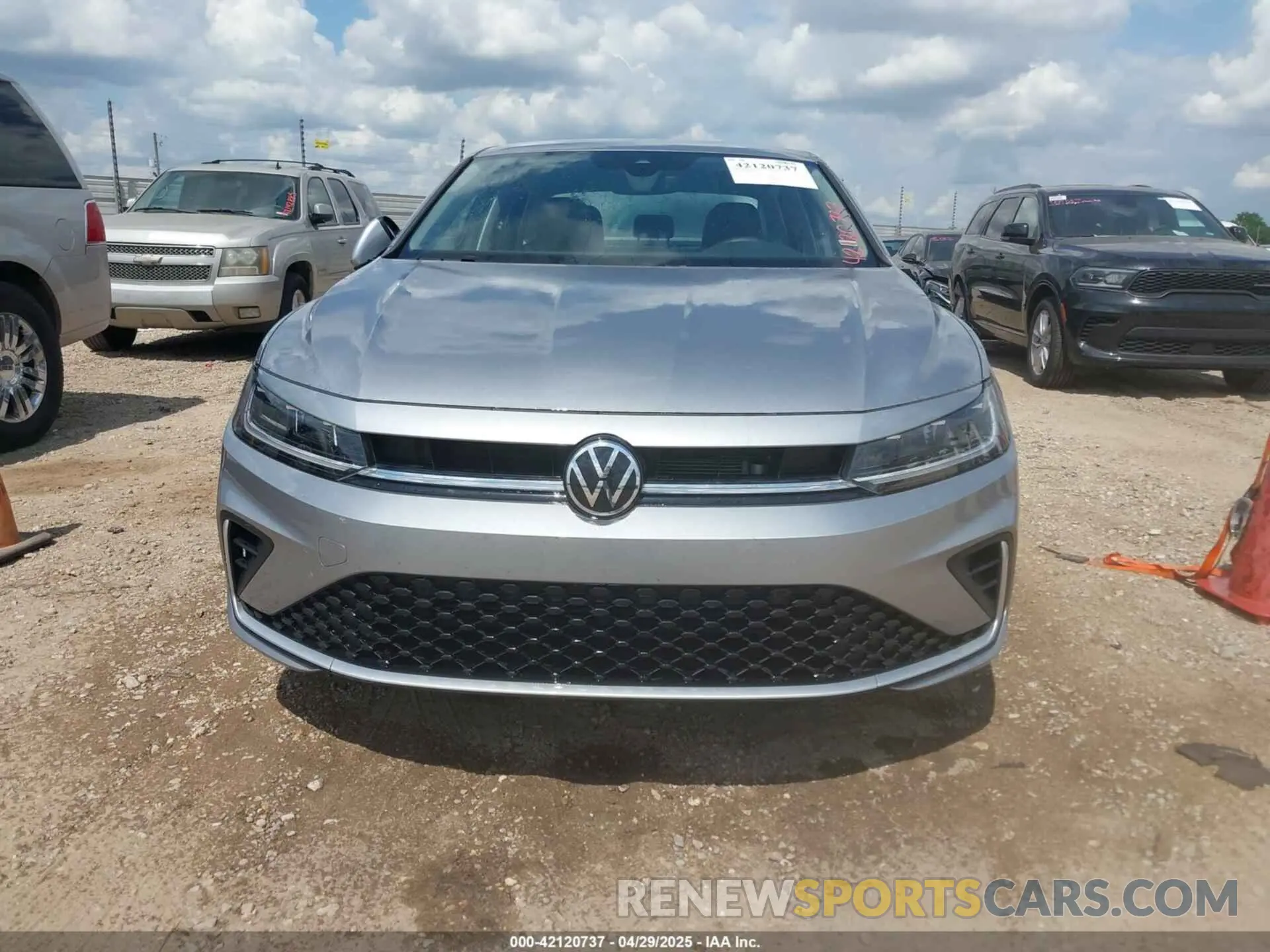 12 Photograph of a damaged car 3VWEX7BU1SM025397 VOLKSWAGEN JETTA 2025