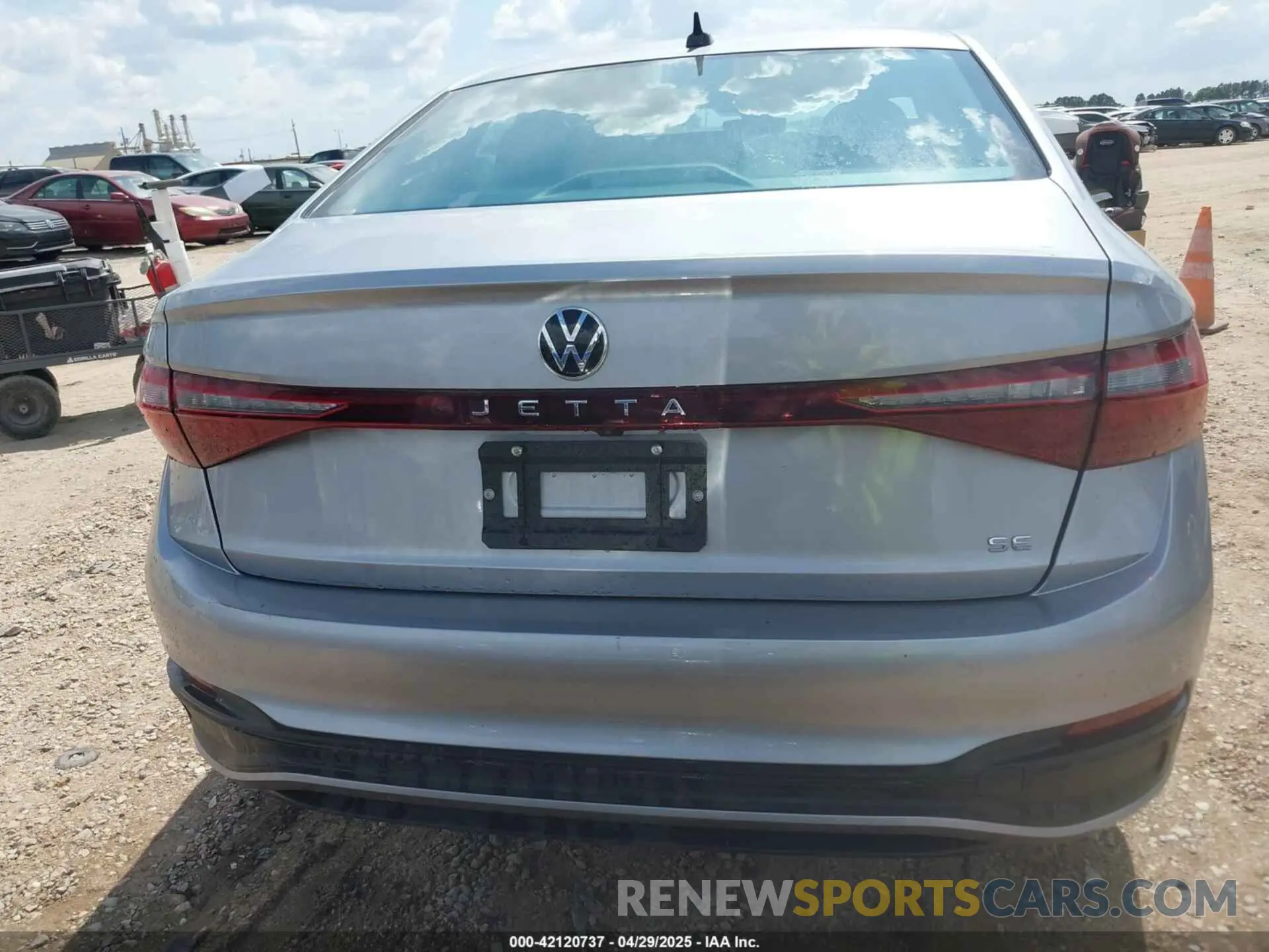 16 Photograph of a damaged car 3VWEX7BU1SM025397 VOLKSWAGEN JETTA 2025