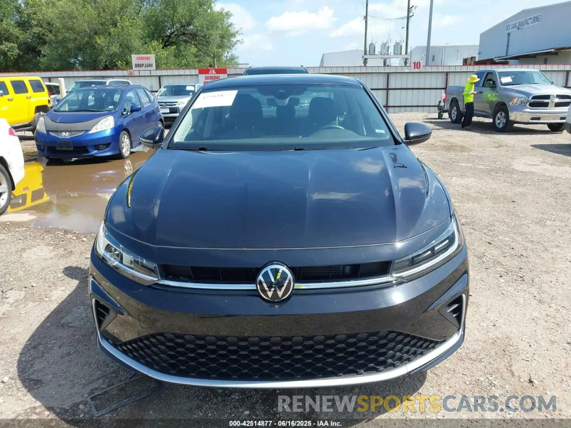 12 Photograph of a damaged car 3VWEX7BU5SM021871 VOLKSWAGEN JETTA 2025