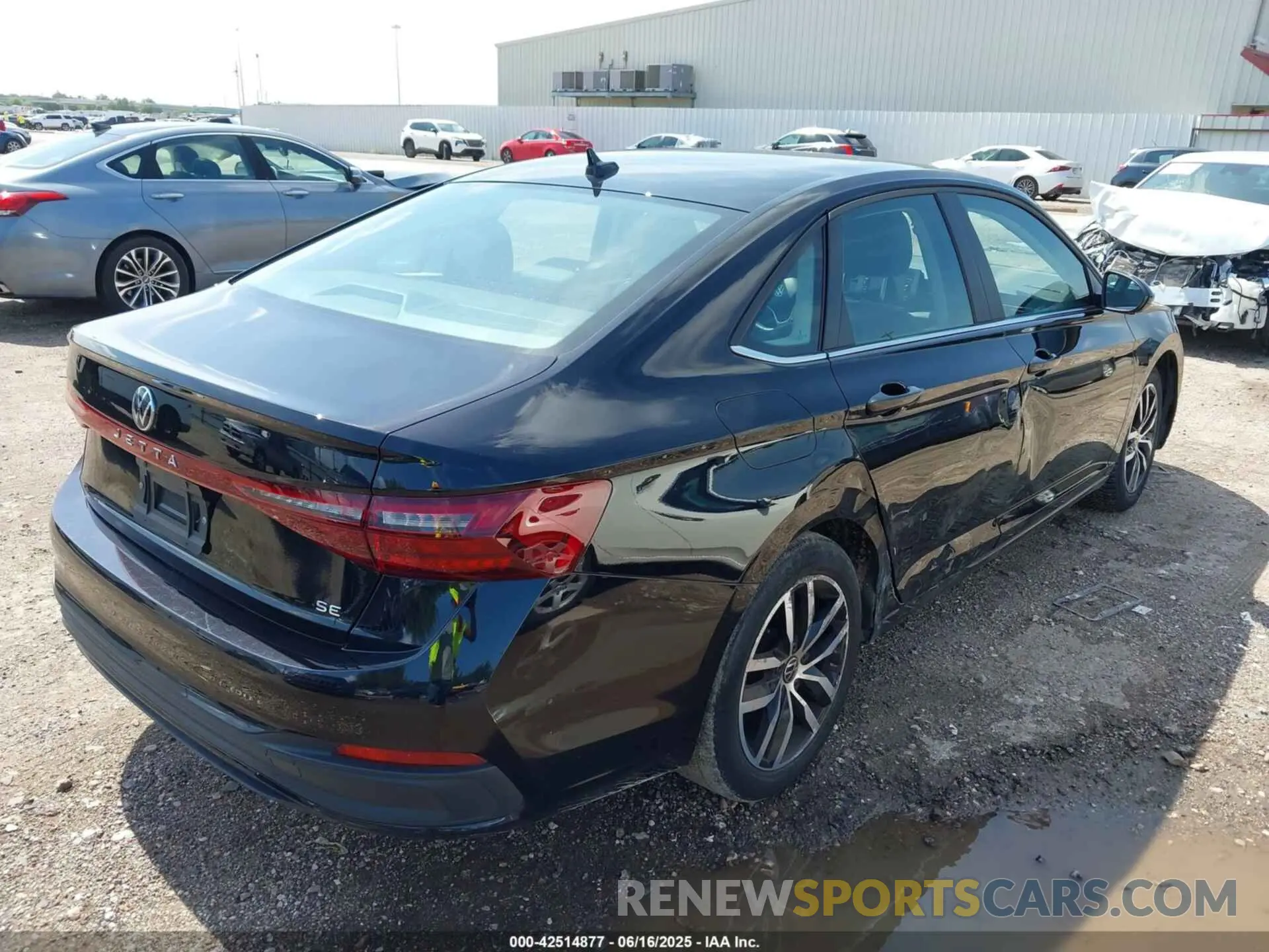 4 Photograph of a damaged car 3VWEX7BU5SM021871 VOLKSWAGEN JETTA 2025