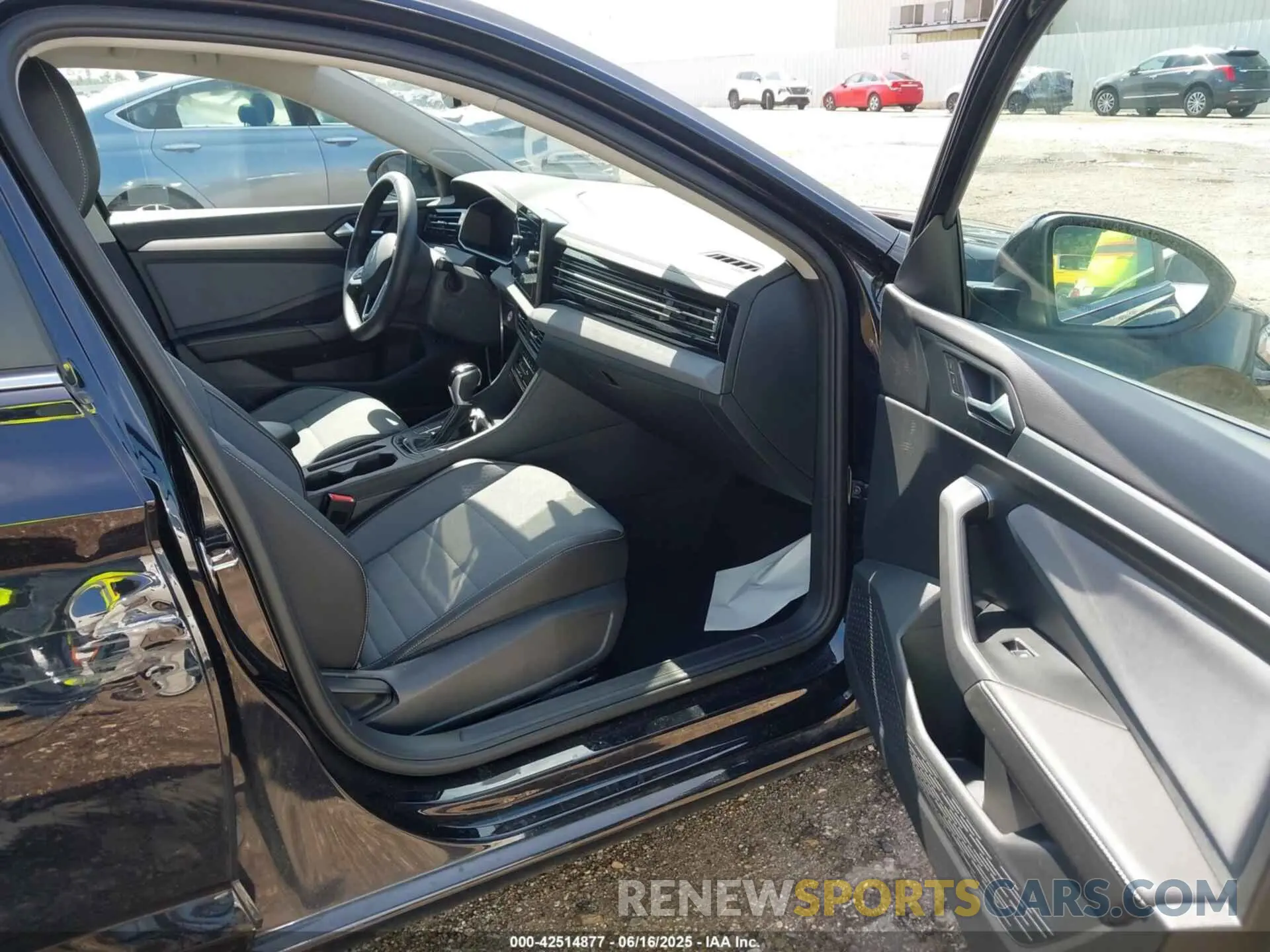 5 Photograph of a damaged car 3VWEX7BU5SM021871 VOLKSWAGEN JETTA 2025