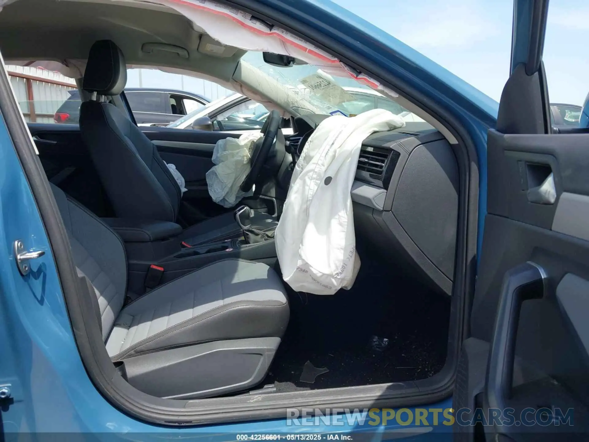 5 Photograph of a damaged car 3VWEX7BU5SM028769 VOLKSWAGEN JETTA 2025