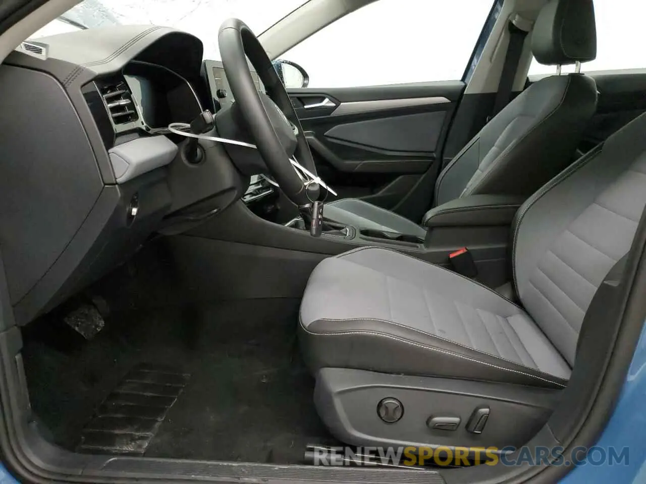 7 Photograph of a damaged car 3VWEX7BUXSM026645 VOLKSWAGEN JETTA 2025