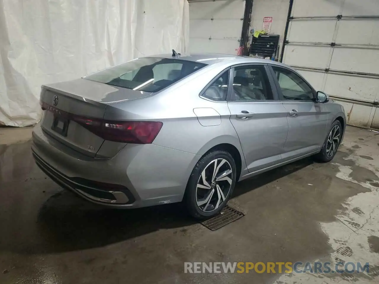 3 Photograph of a damaged car 3VWGX7BU1SM030821 VOLKSWAGEN JETTA 2025