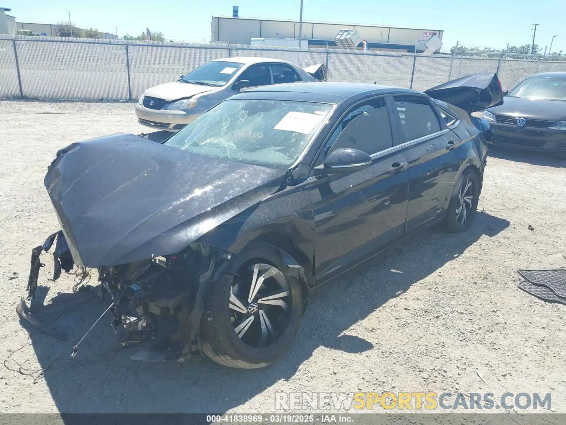 2 Photograph of a damaged car 3VWGX7BU2SM051774 VOLKSWAGEN JETTA 2025