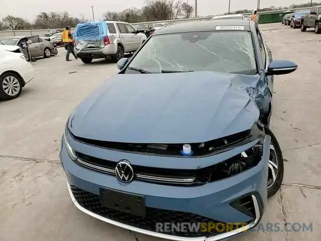 13 Photograph of a damaged car 3VWGX7BU9SM035166 VOLKSWAGEN JETTA 2025