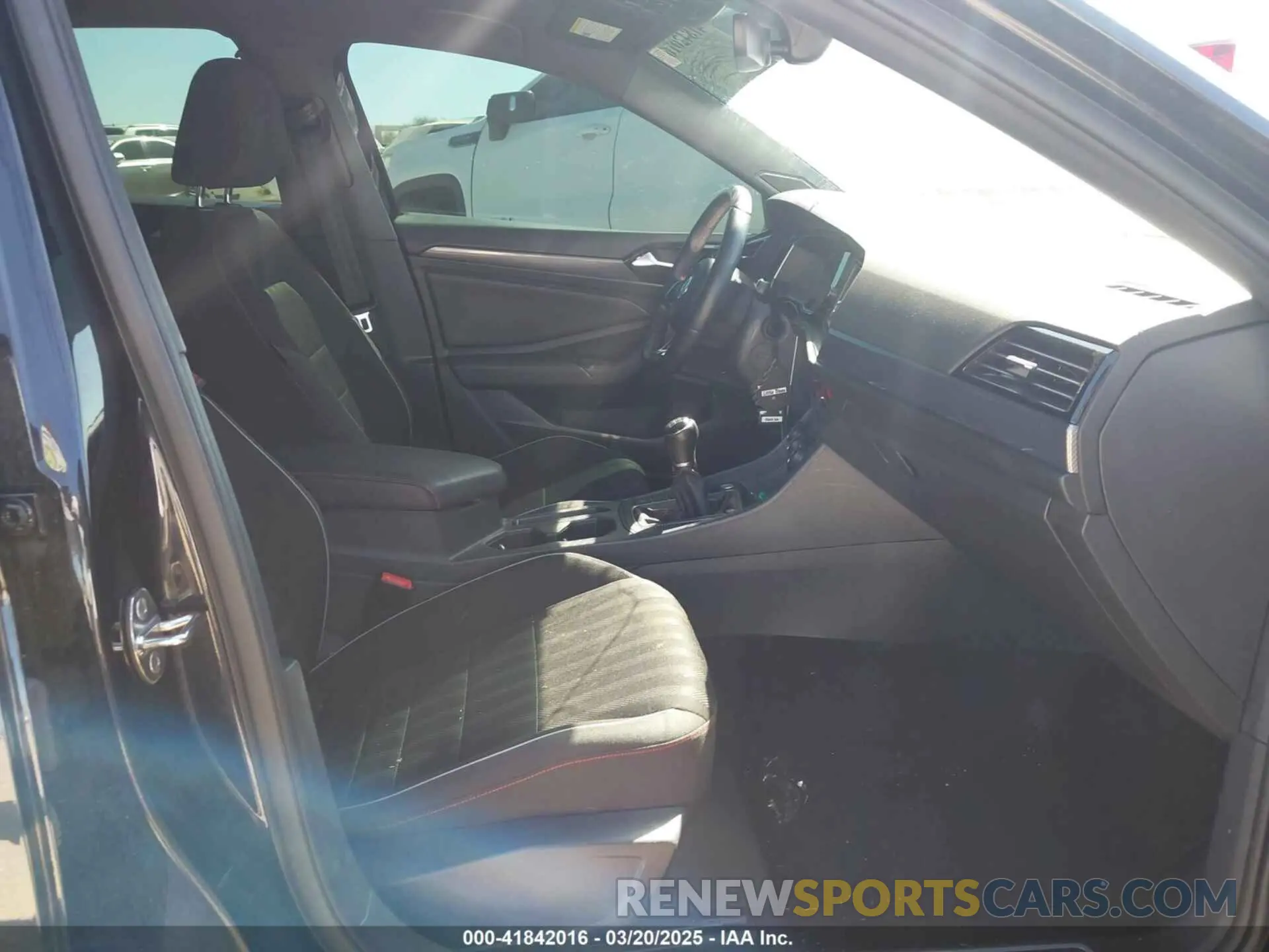 5 Photograph of a damaged car 3VW5T7BU3KM179489 VOLKSWAGEN JETTA GLI 2019