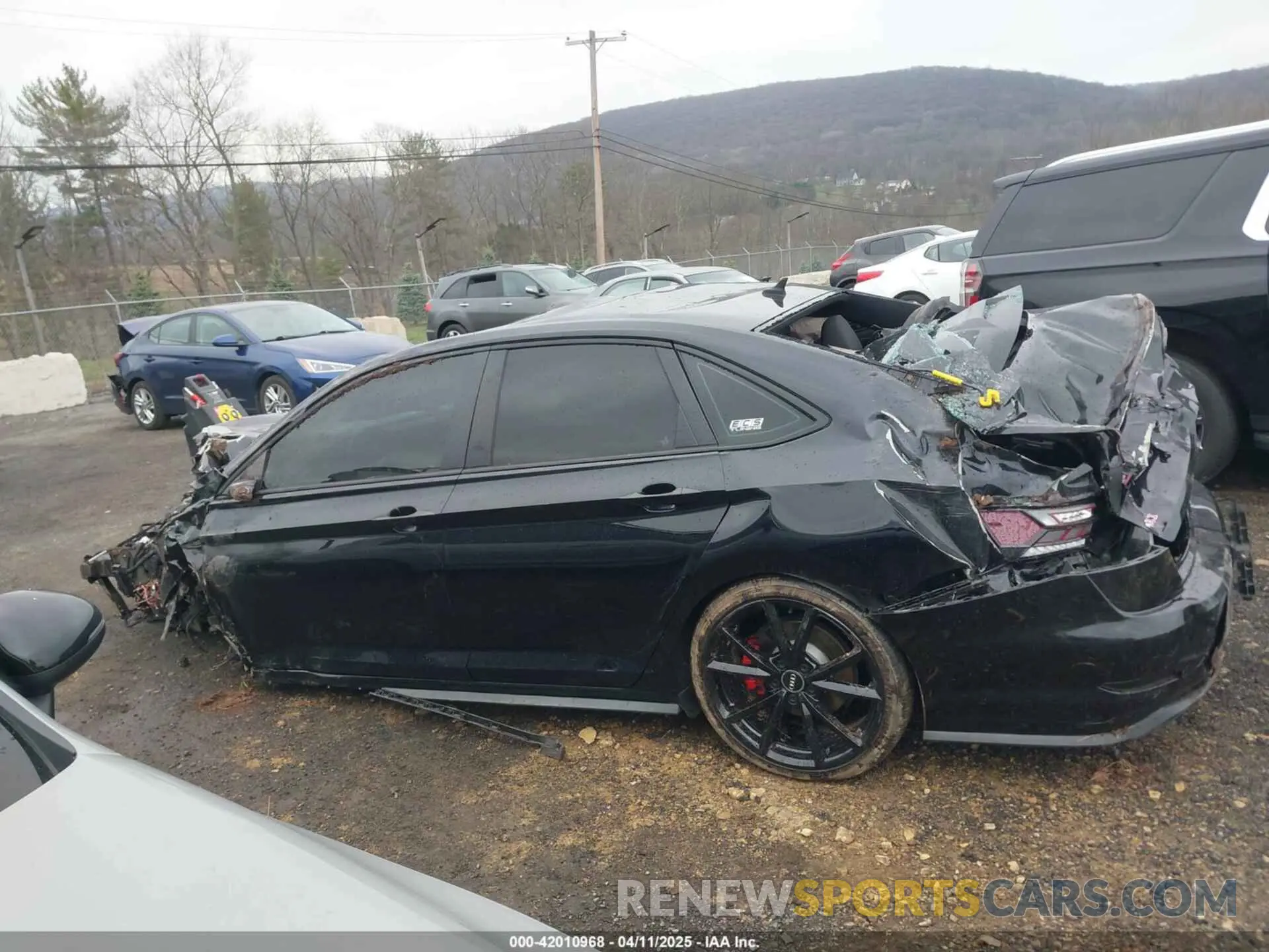 14 Photograph of a damaged car 3VW5T7BU4KM142032 VOLKSWAGEN JETTA GLI 2019