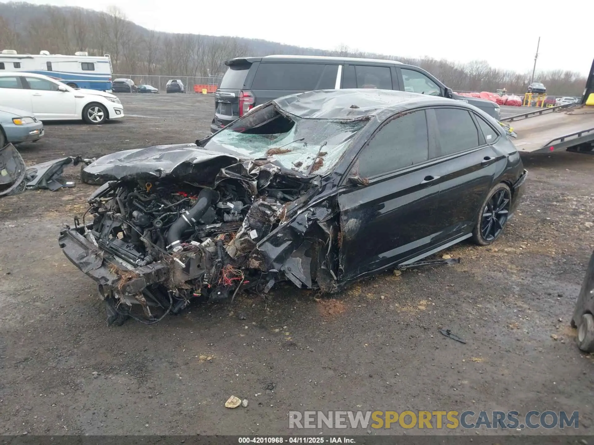 2 Photograph of a damaged car 3VW5T7BU4KM142032 VOLKSWAGEN JETTA GLI 2019