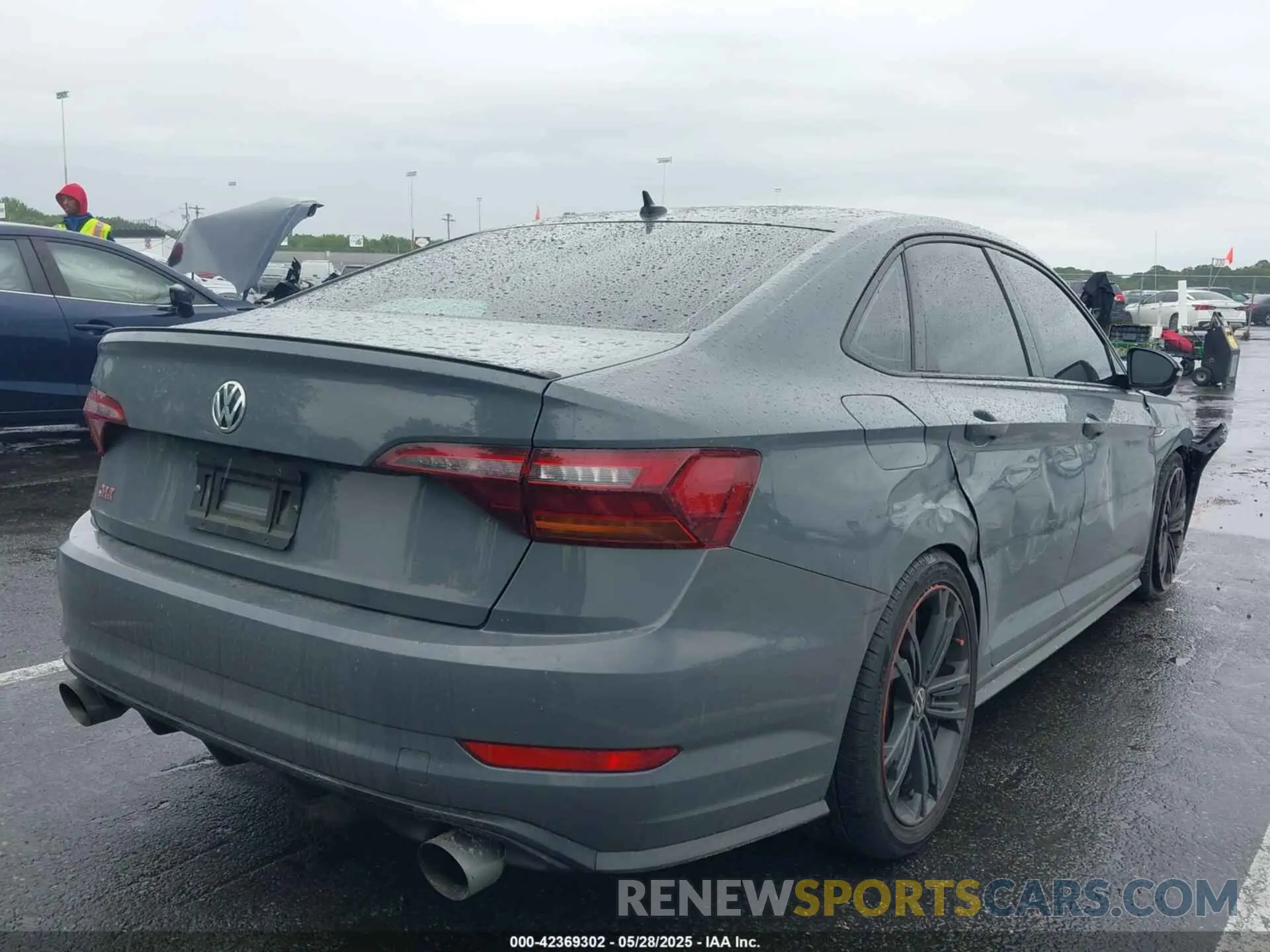 4 Photograph of a damaged car 3VW5T7BU6KM147829 VOLKSWAGEN JETTA GLI 2019