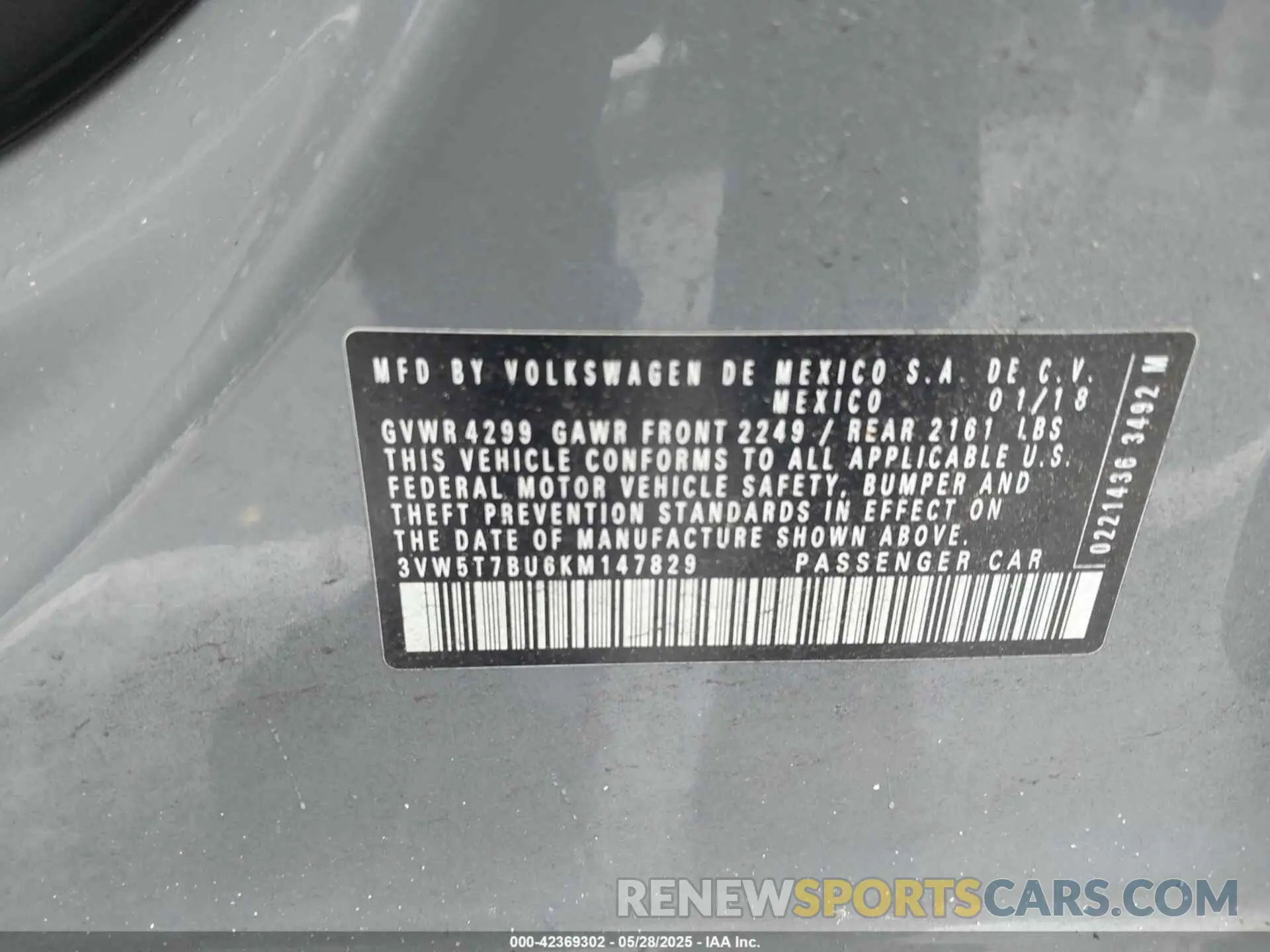 9 Photograph of a damaged car 3VW5T7BU6KM147829 VOLKSWAGEN JETTA GLI 2019