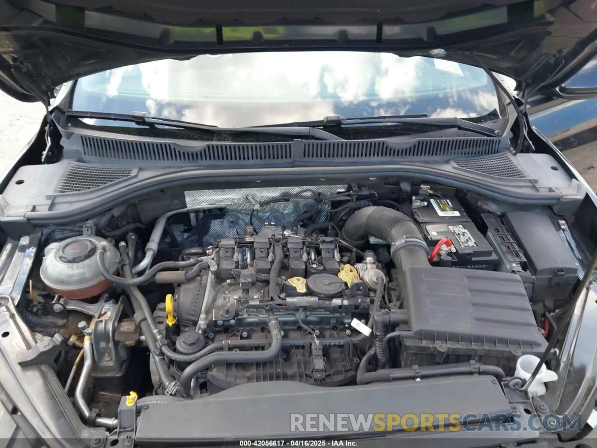 10 Photograph of a damaged car 3VW5T7BU9KM142379 VOLKSWAGEN JETTA GLI 2019