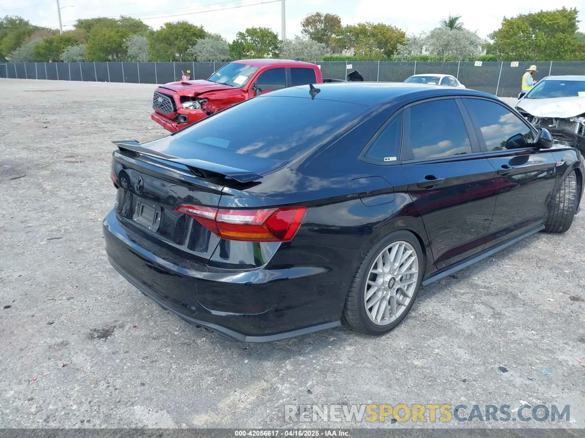 4 Photograph of a damaged car 3VW5T7BU9KM142379 VOLKSWAGEN JETTA GLI 2019