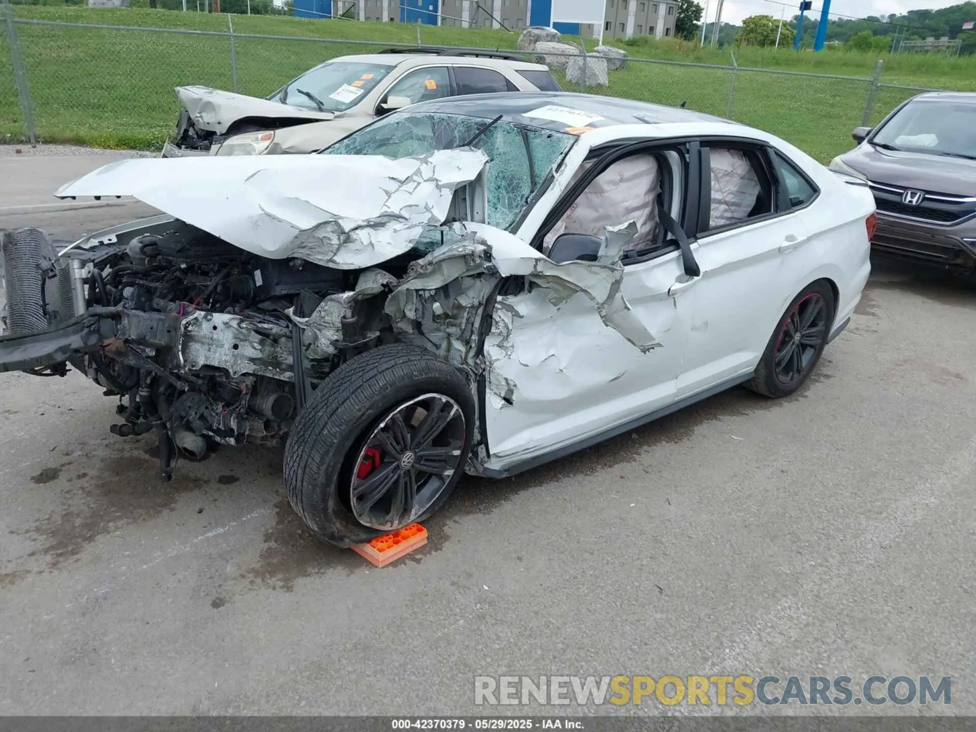 2 Photograph of a damaged car 3VW5T7BUXKM148109 VOLKSWAGEN JETTA GLI 2019