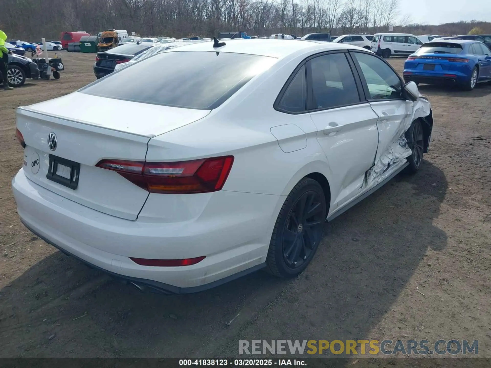 17 Photograph of a damaged car 3VW6T7BU1KM194402 VOLKSWAGEN JETTA GLI 2019