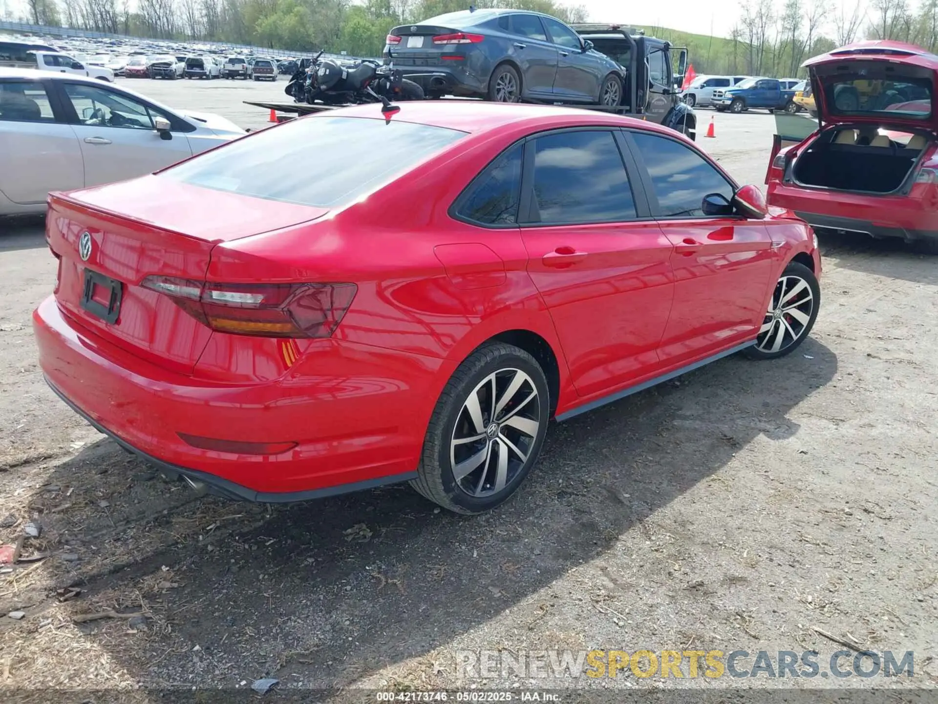 4 Photograph of a damaged car 3VW6T7BU3KM255295 VOLKSWAGEN JETTA GLI 2019